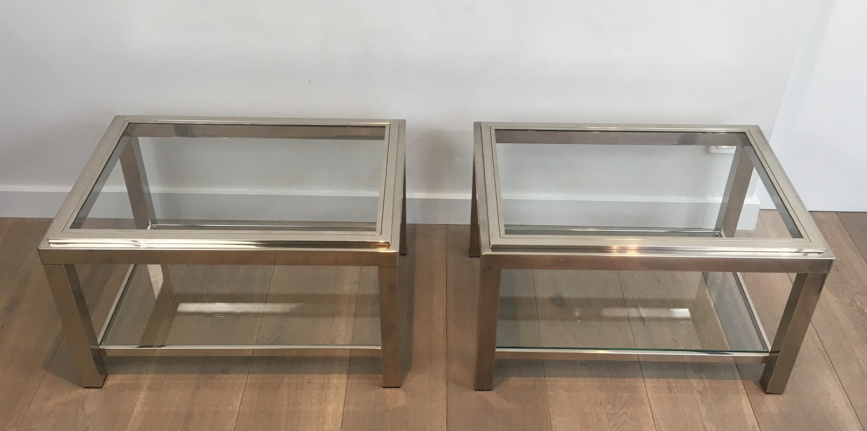Paire de tables d'appoint chromées en vente 9