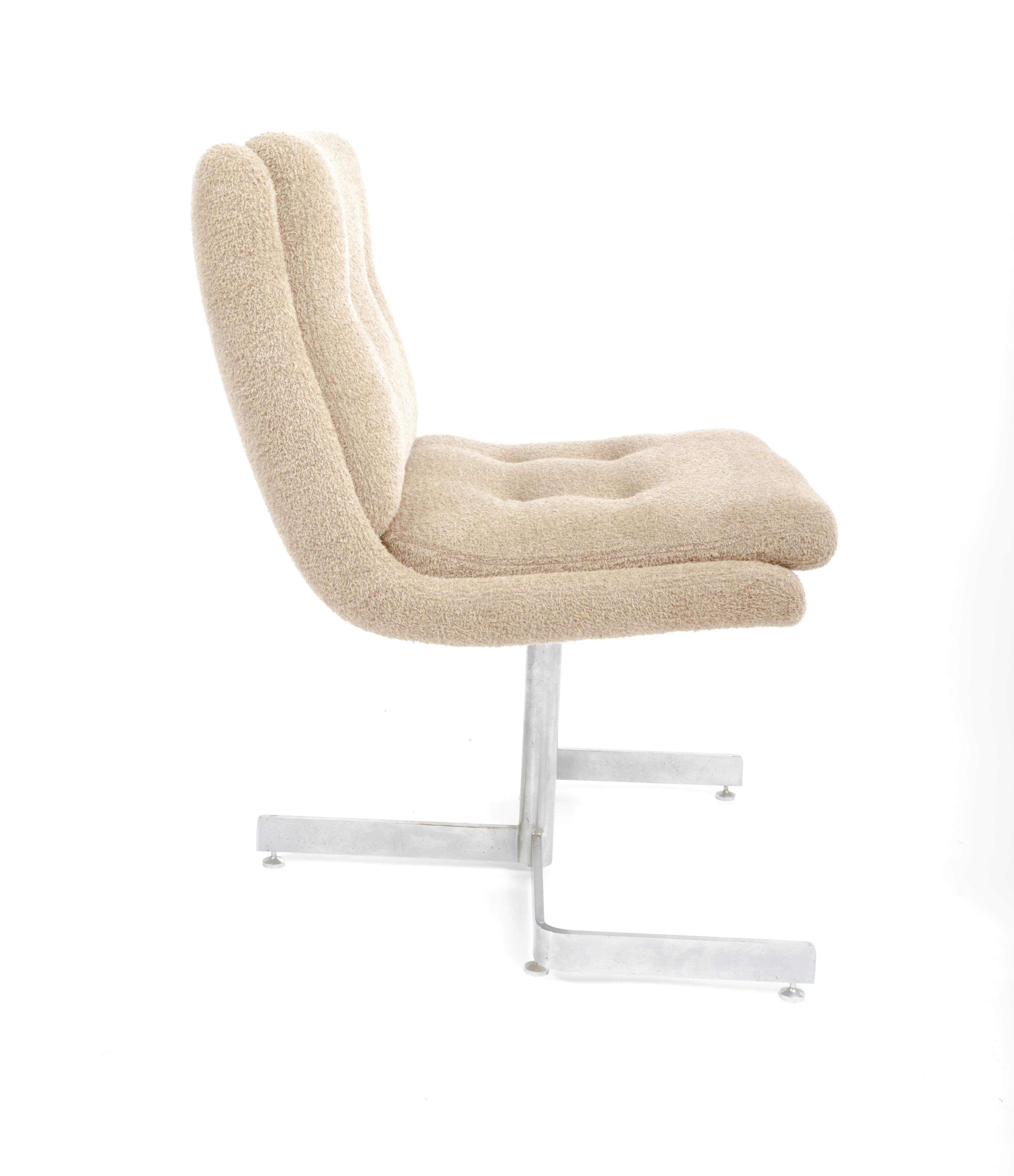 Modern Pair of Chrome Steel and Cream Bouclé Lounge Chairs by Raphael Raffel, France For Sale