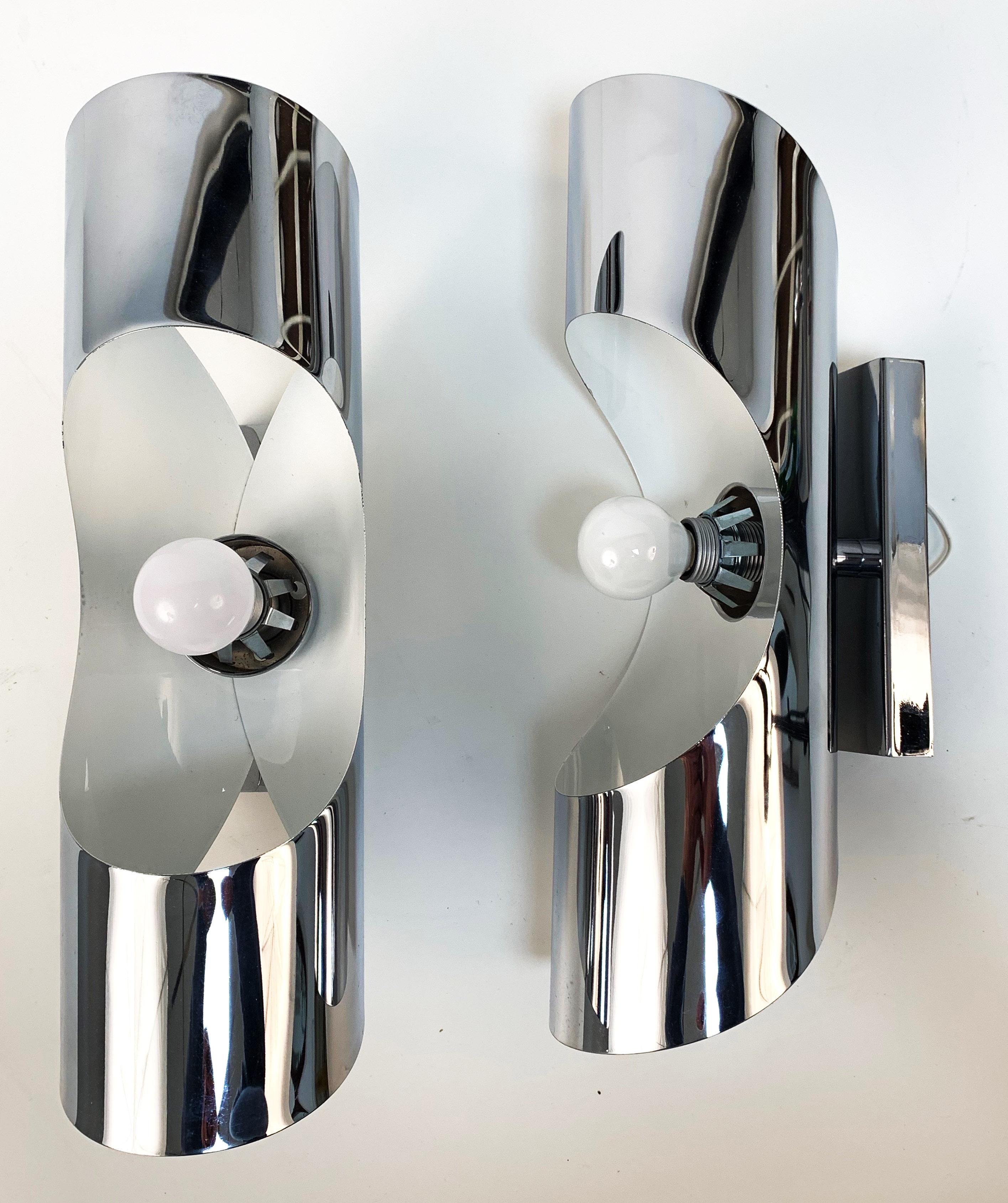 Pair of Chrome Steel Appliques Wall Lamps, 1970s 3
