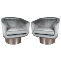 Pair of Chrome Swivel Chairs by Leon Rosen for Pace