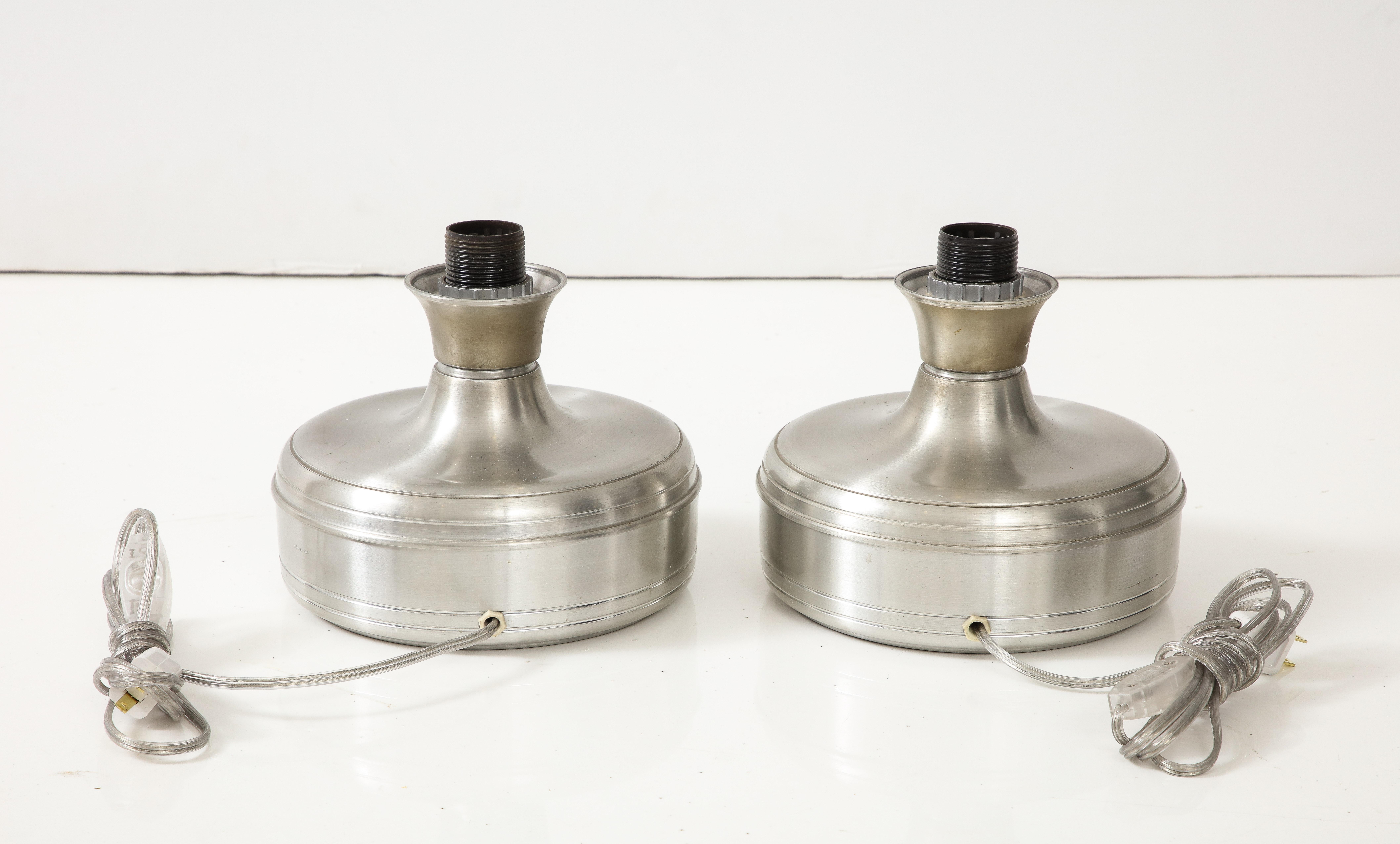 Ein Paar verchromte Tischlampen von Lumi, Italien, um 1960 im Angebot 2