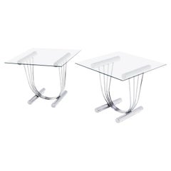 Paire de bases en forme de U en chrome et de tables d'appoint carrées avec plateau supérieur en verre MINT !