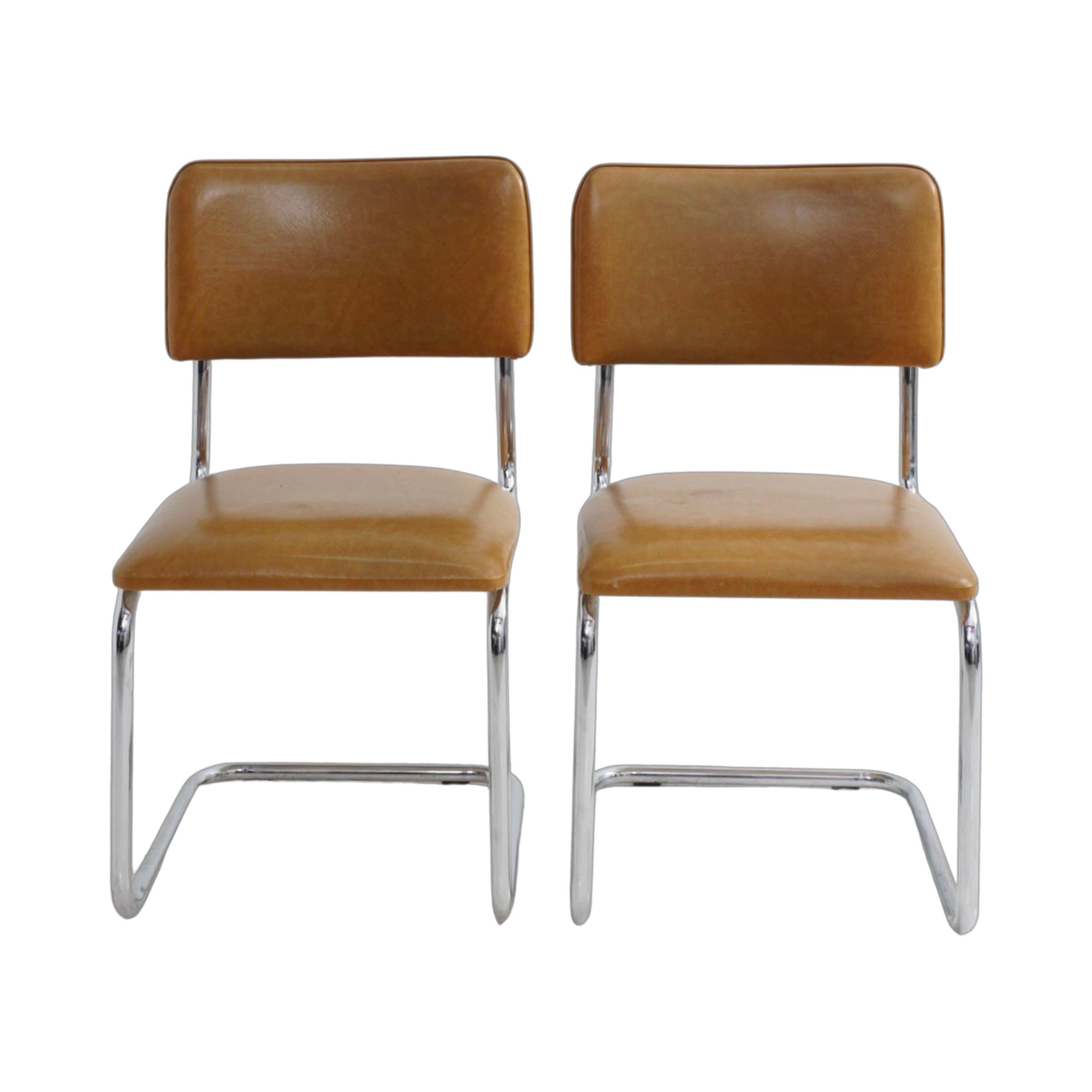 Faux Leather Pair of Chrome & Vinyl Cantilever Chairs, 1970s