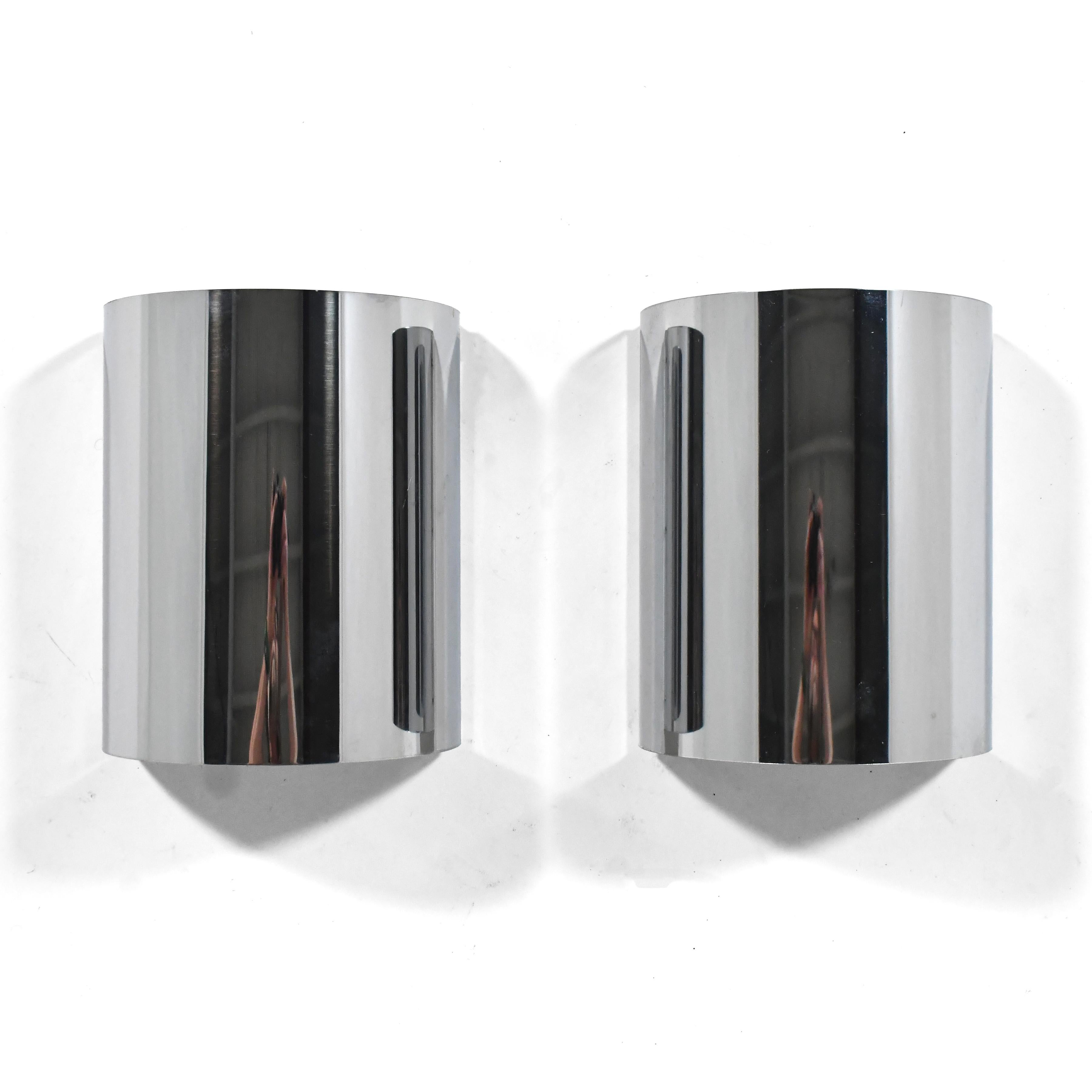 Mid-Century Modern Minimalist Pair of Chrome Wall Sconces in the Manner of Jere For Sale