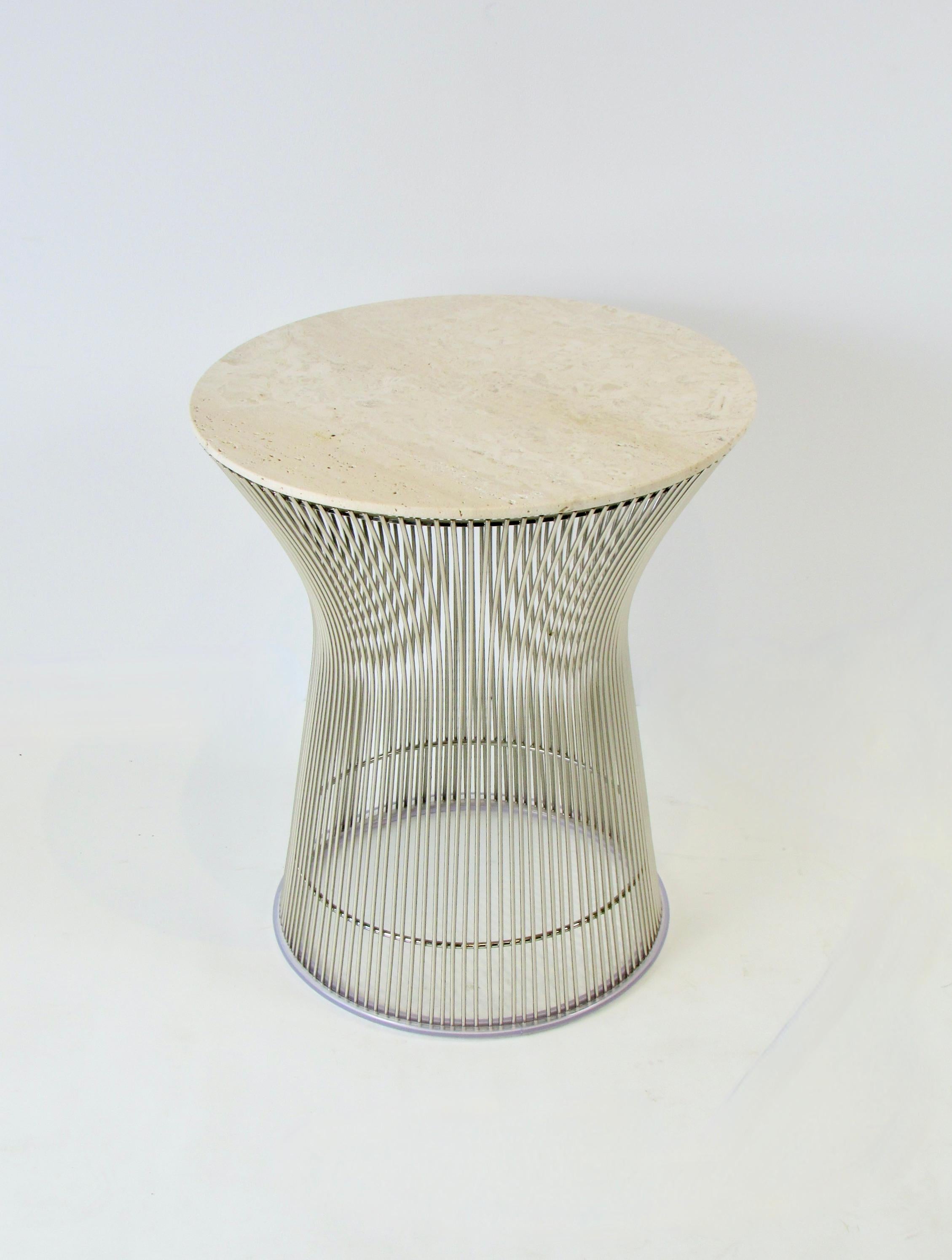 20ième siècle Paire de tables Warren Planter Knoll chromées avec plateau en marbre travertin personnalisé