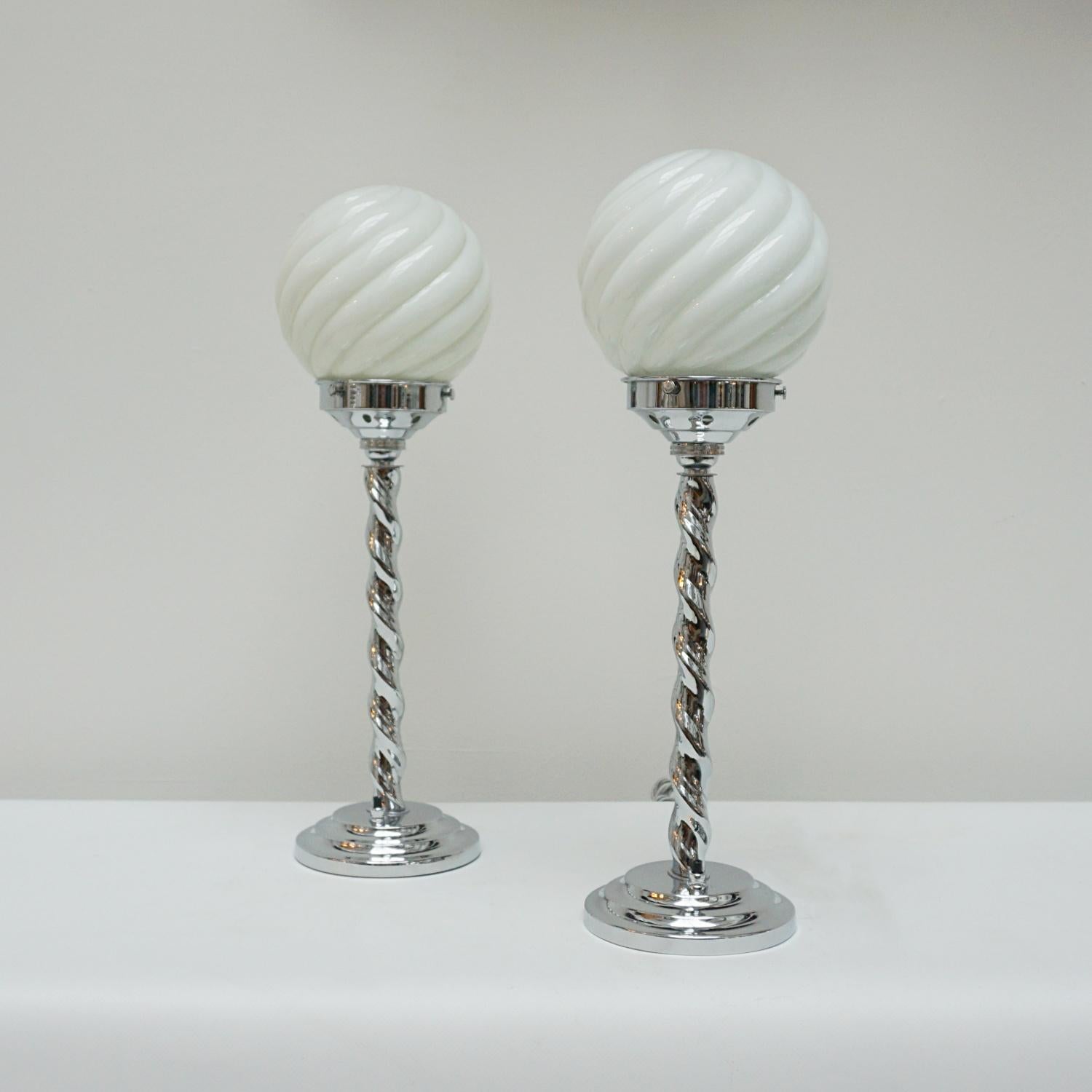 English Pair of Chromed Art Deco Style Table Lamps For Sale