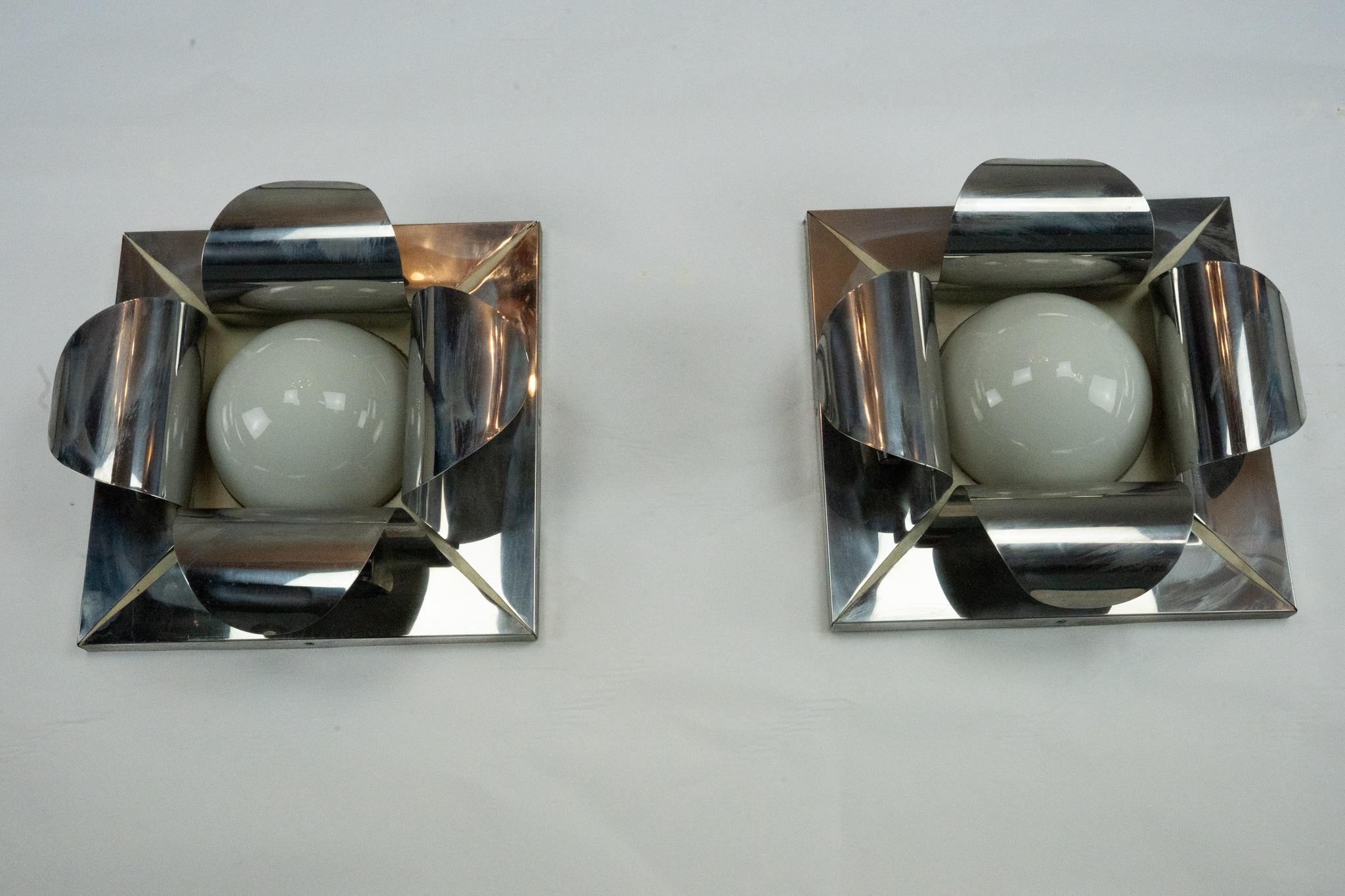 Paire de plafonniers ou d'appliques chromés de Goffredo Reggiani. Italie 1970 en vente 1