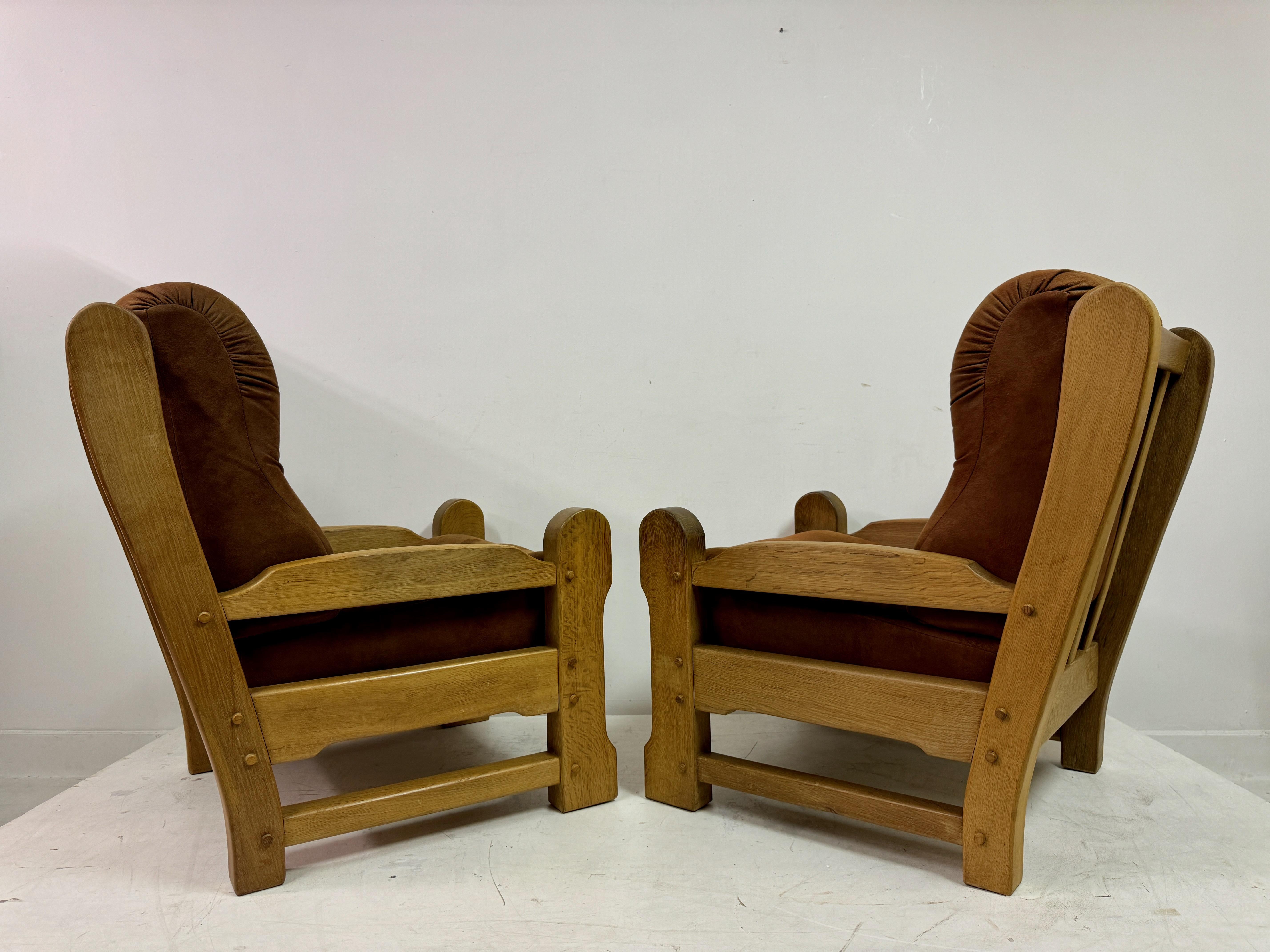 Coppia di robuste poltrone brutaliste degli anni '60 in Oak in vendita 7