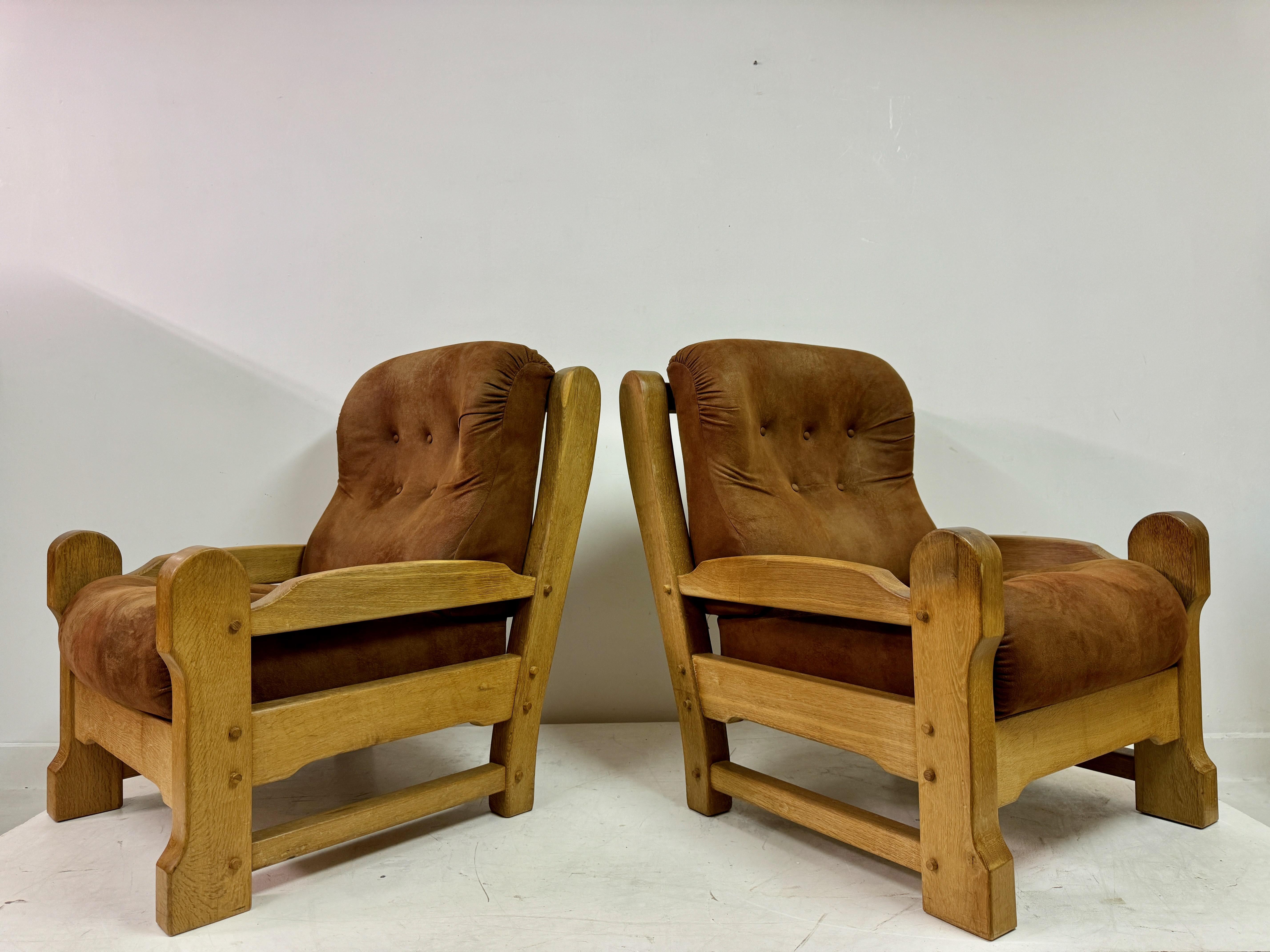 Coppia di robuste poltrone brutaliste degli anni '60 in Oak in vendita 10