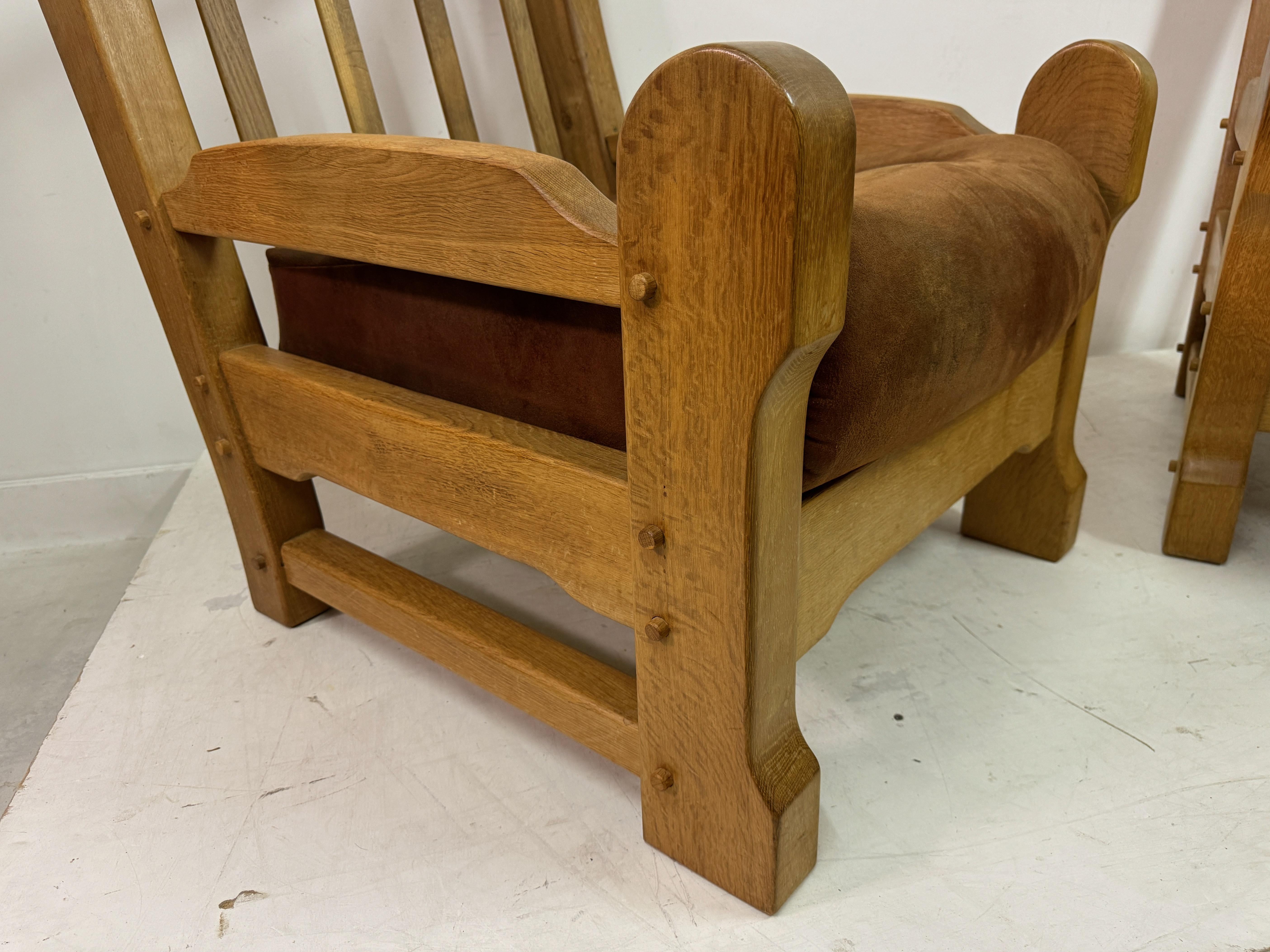 Coppia di robuste poltrone brutaliste degli anni '60 in Oak in vendita 1