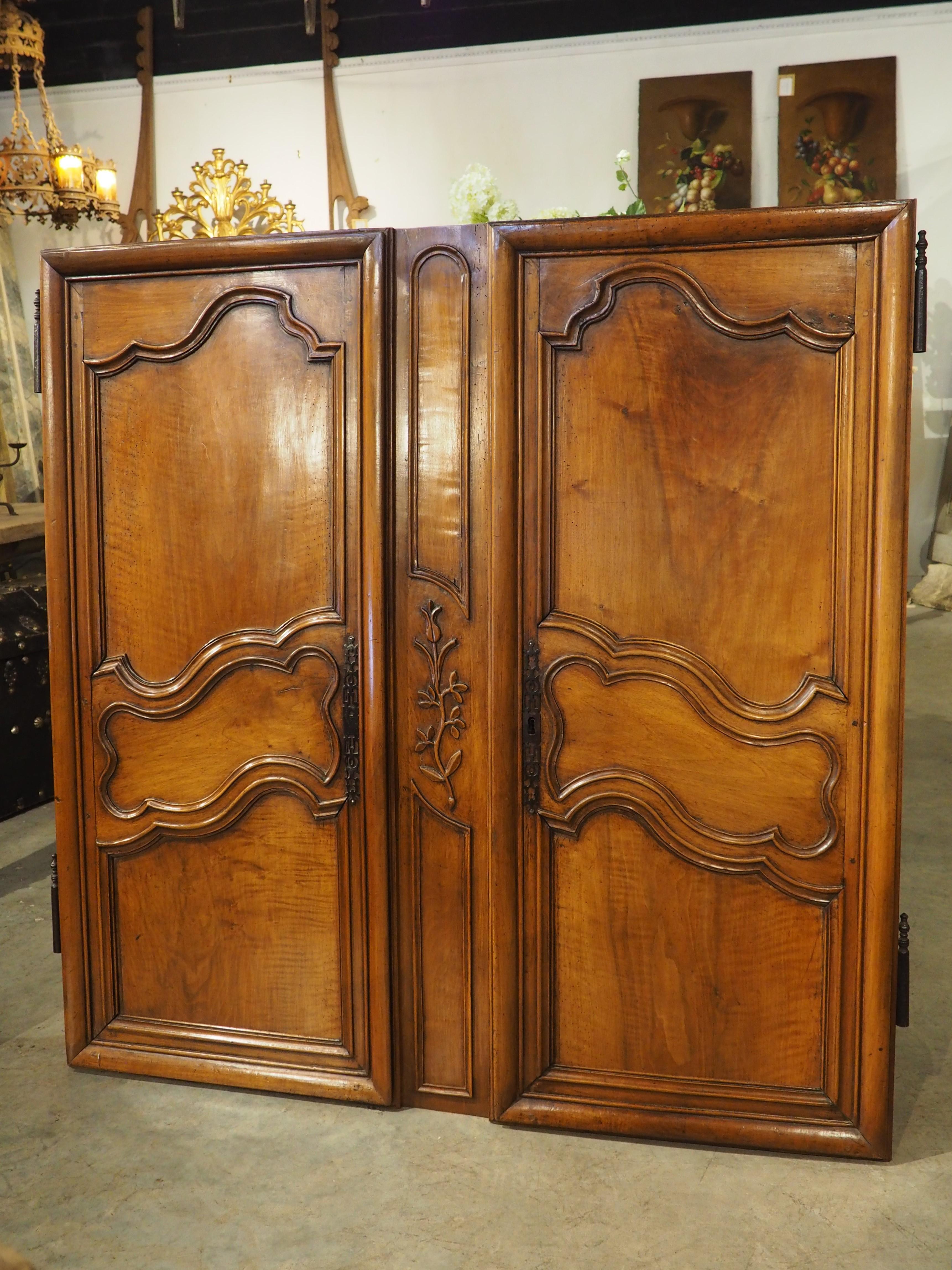 Louis XV Pair of Circa 1750 Solid Walnut Façade or Cabinet Doors from Provence, France For Sale