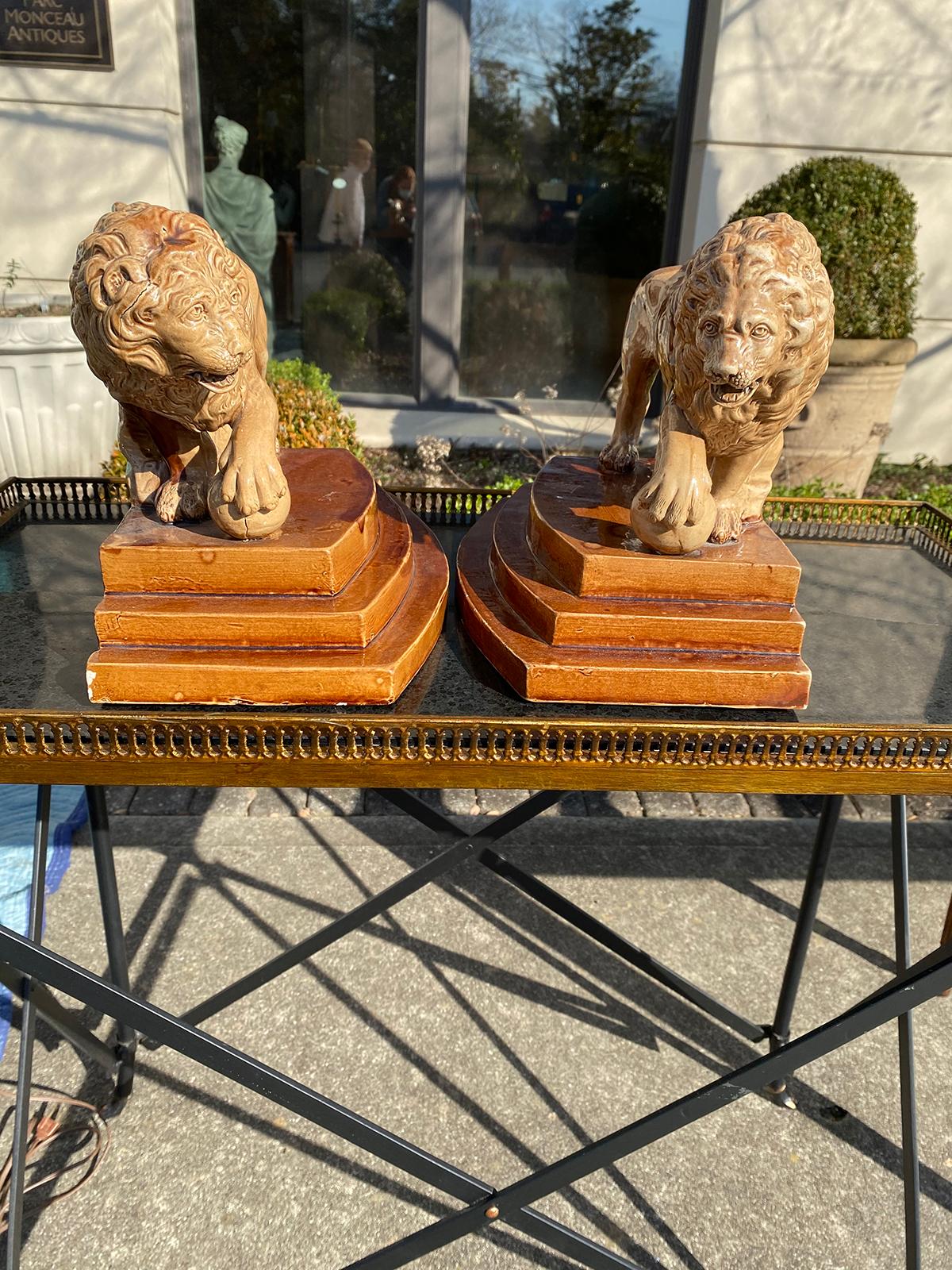 Late 18th Century Pair of Circa 1790 English Porcelain Lions, Unusual Form, Unmarked