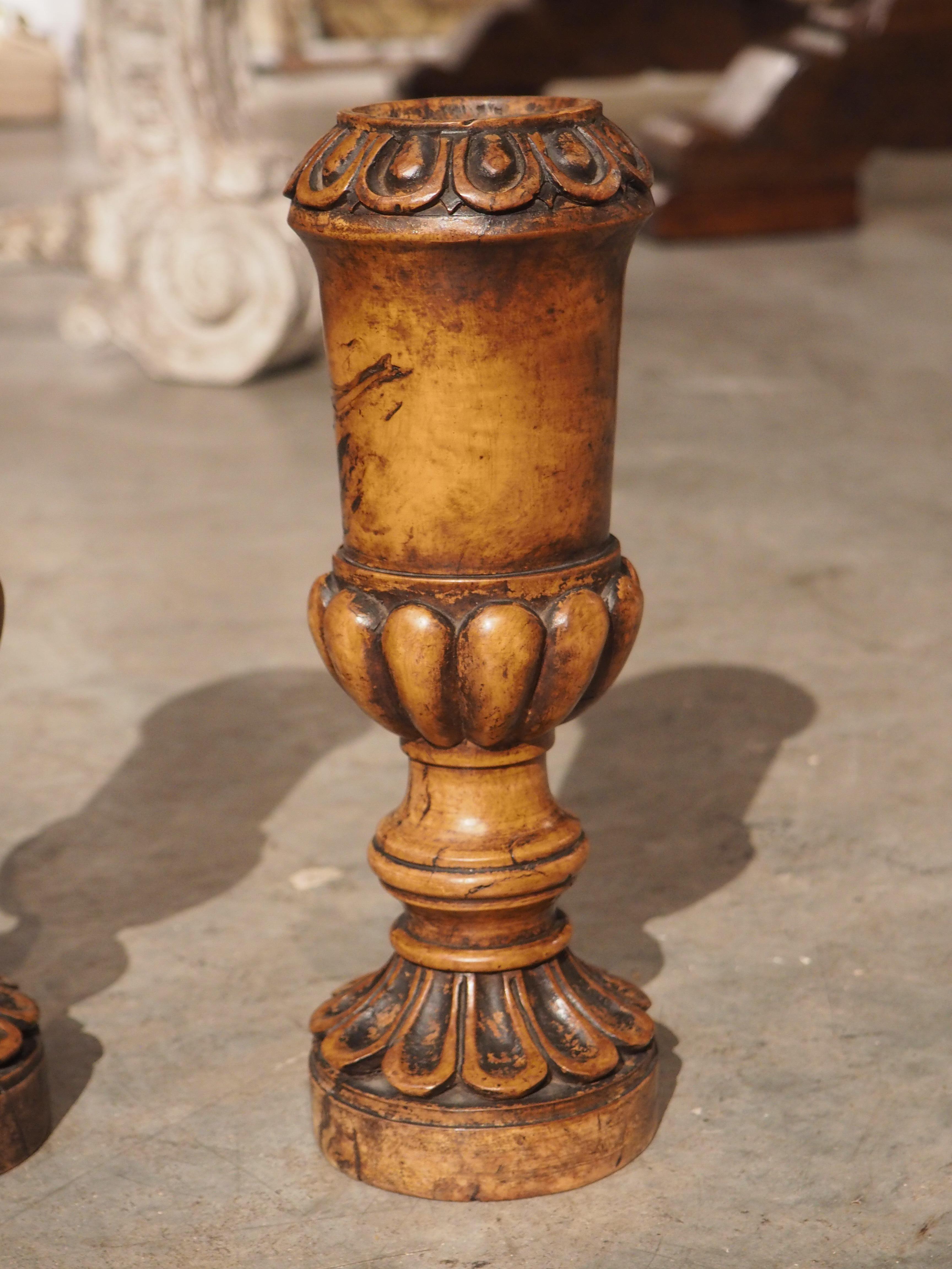Pair of circa 1820 Carved Walnut Spill Vases from England For Sale 7