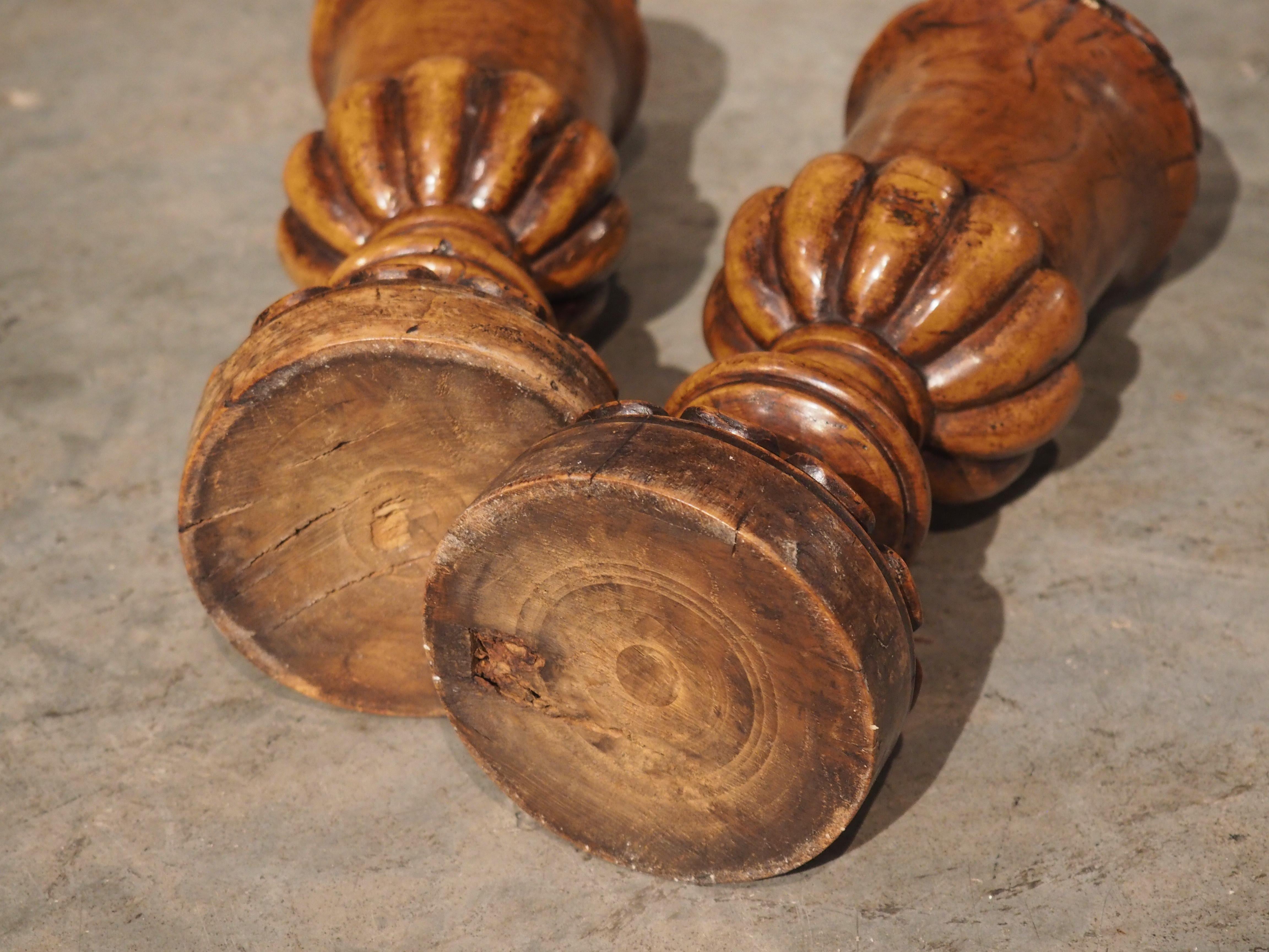 Pair of circa 1820 Carved Walnut Spill Vases from England In Good Condition For Sale In Dallas, TX
