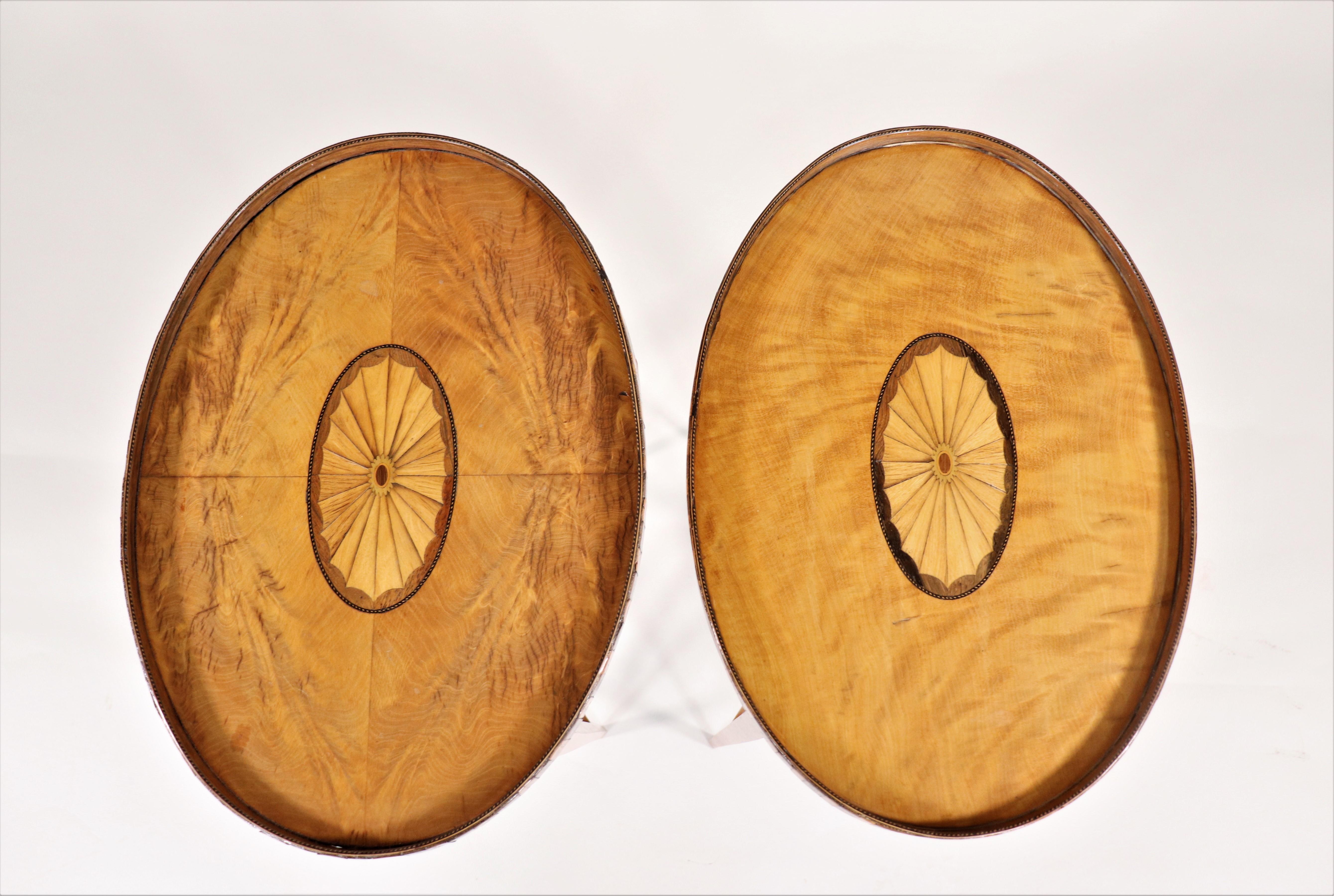 Pair of Circa 1820 George III Hepplewhite Style Oval Side Tables 1