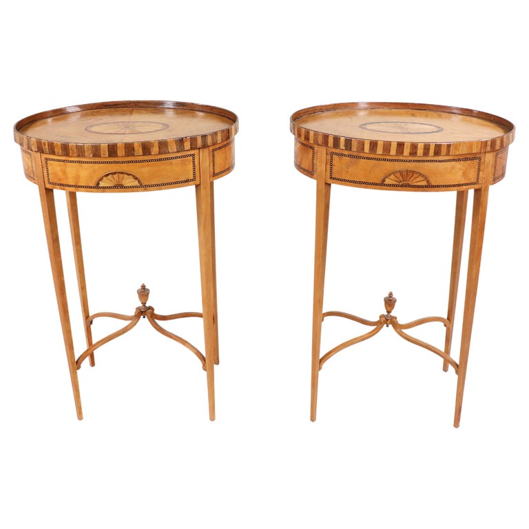 Pair of Circa 1820 III Hepplewhite Style Oval Side Tables For