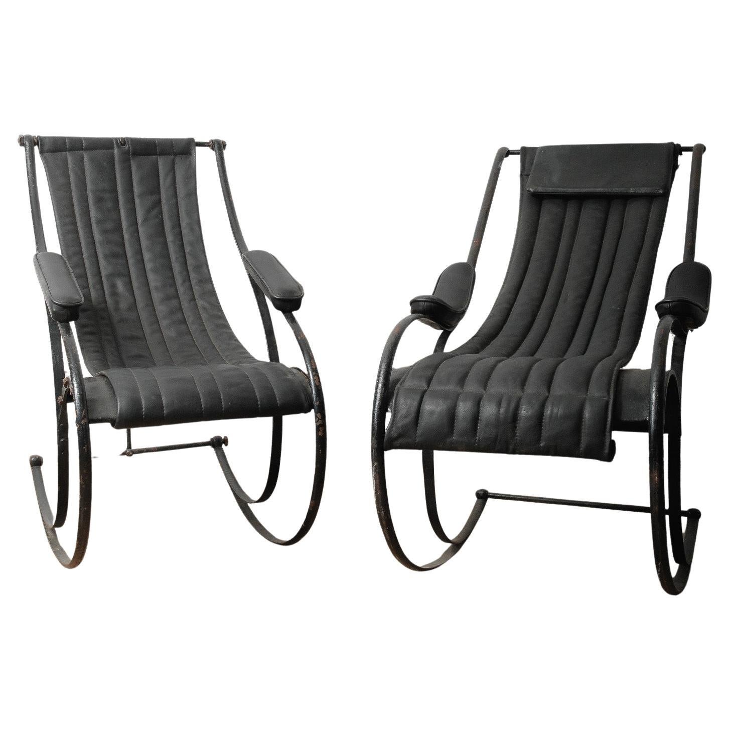 Pair of Circa 1850 Peter Cooper Black Leather Rocking Chairs for R.W. Winfield en vente