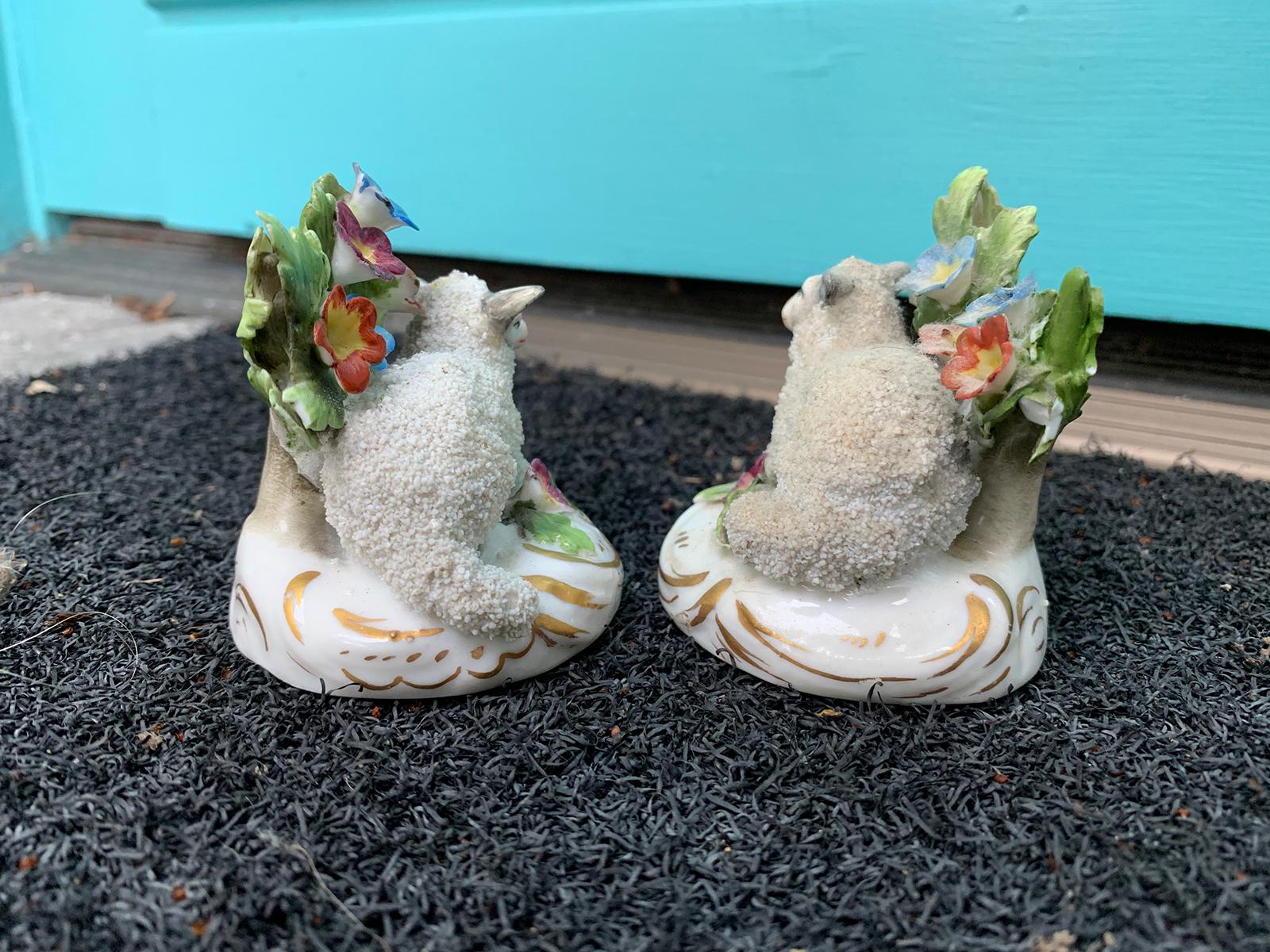 Pair of circa 1880s French Chelsea Style Porcelain Lambs by Edme Samson, Marked In Good Condition In Atlanta, GA