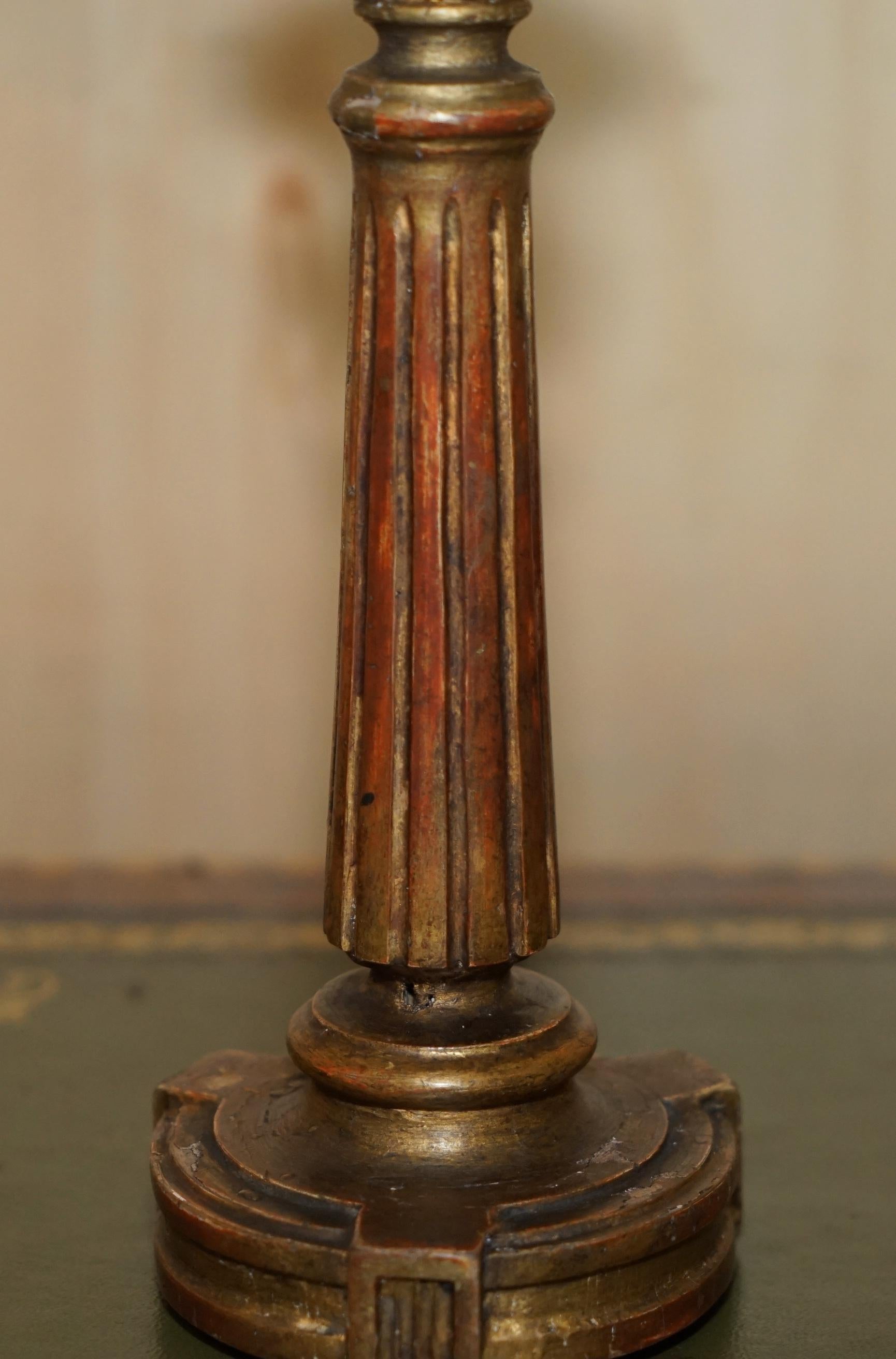 PAIR OF CIRCA 1900 CORINTHIAN PILLAR DESK LAMPS CONVERTED FROM CANDELABRAs For Sale 4