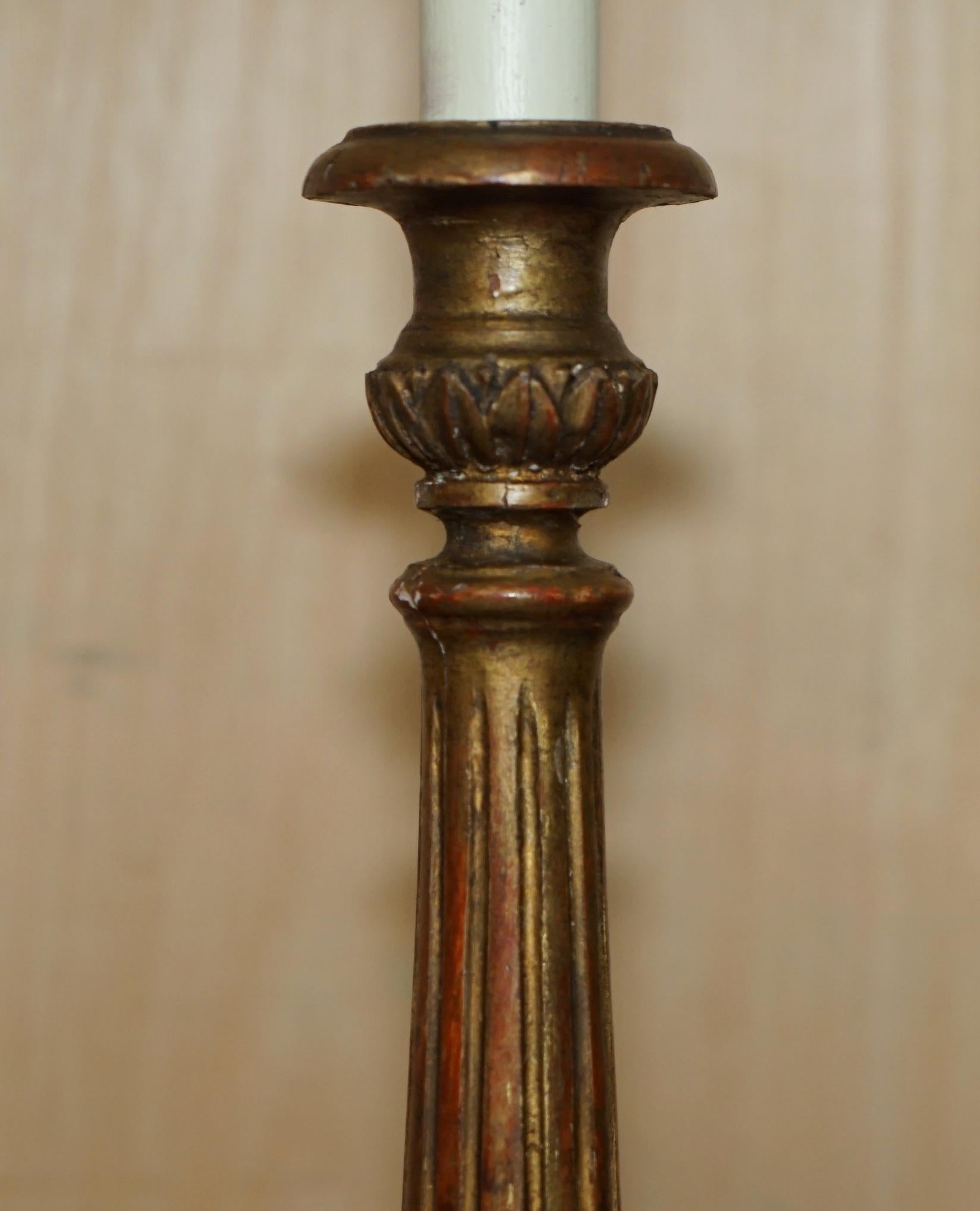 PAIR OF CIRCA 1900 CORINTHIAN PILLAR DESK LAMPS CONVERTED FROM CANDELABRAs In Good Condition For Sale In West Sussex, Pulborough