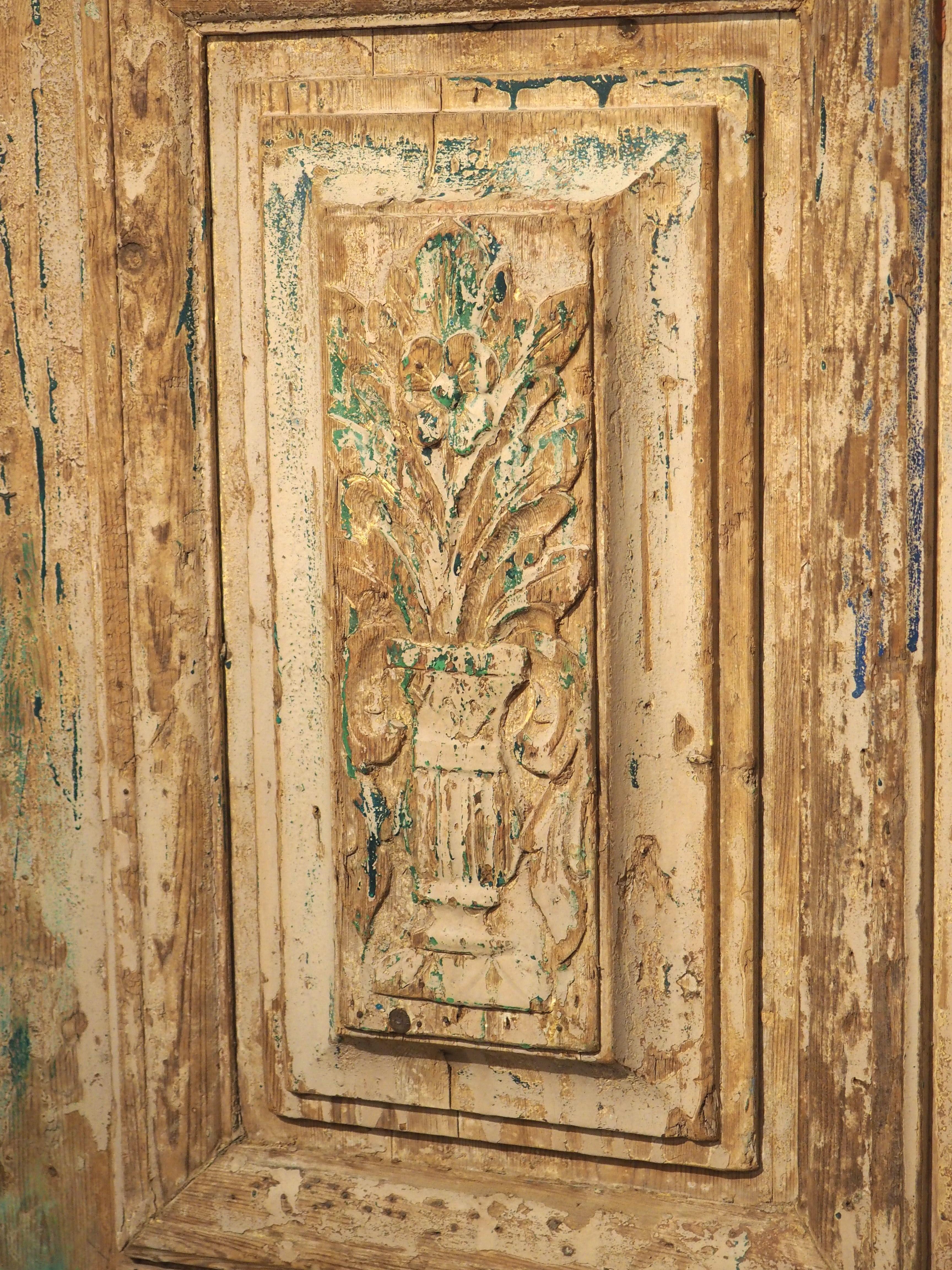 Paire de portes en bois et en fer Art nouveau français datant d'environ 1900 en vente 2