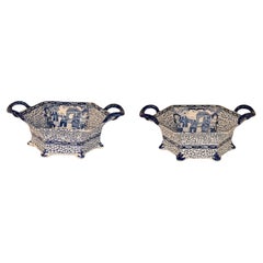 Paar "Chinesische Vögel" von ca. 1913. Schalen mit Henkel