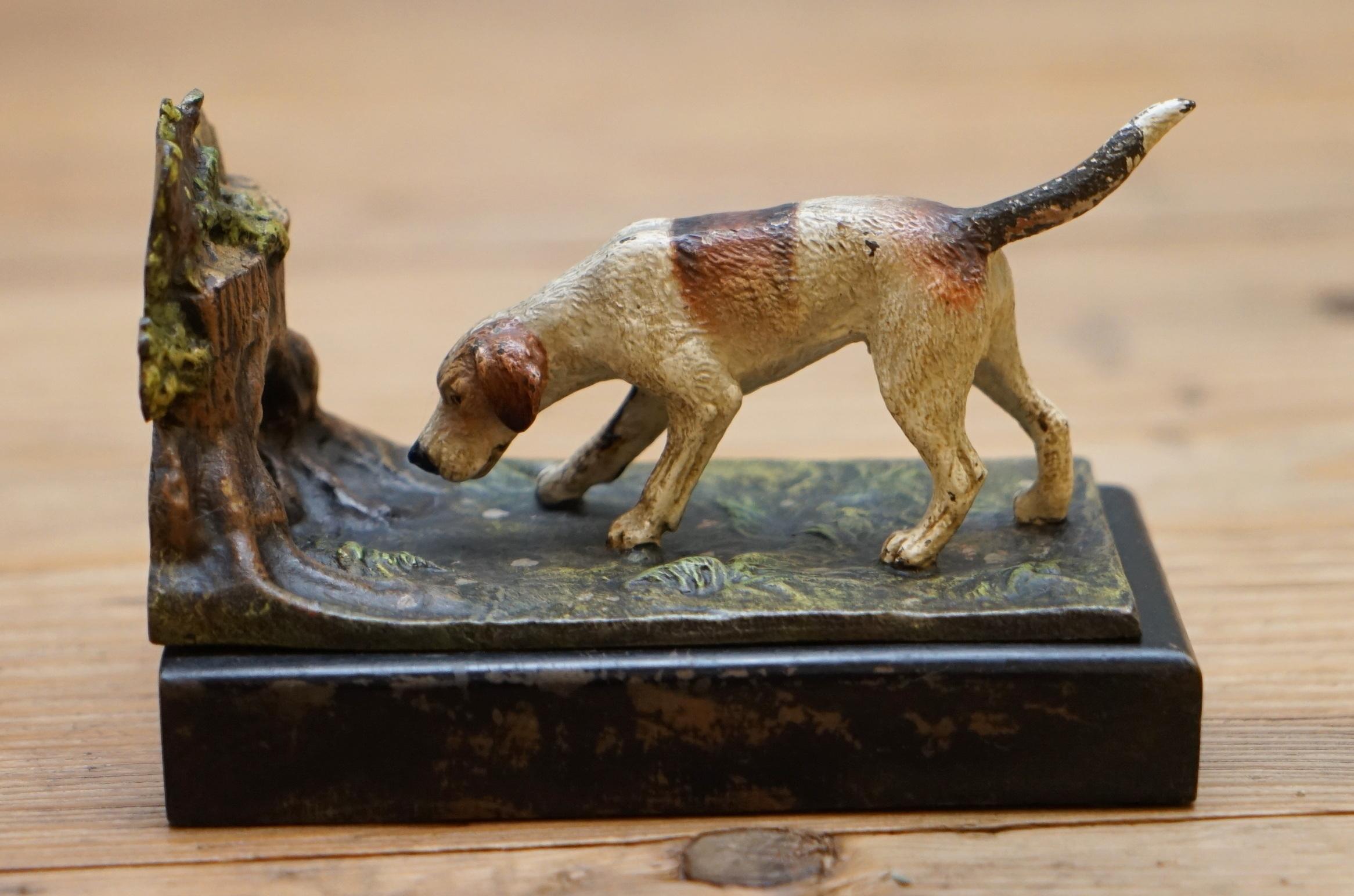 Pair of circa 1920 Austrian Vienna Cold Painted Bronze Bookends Hound & Foxes 9
