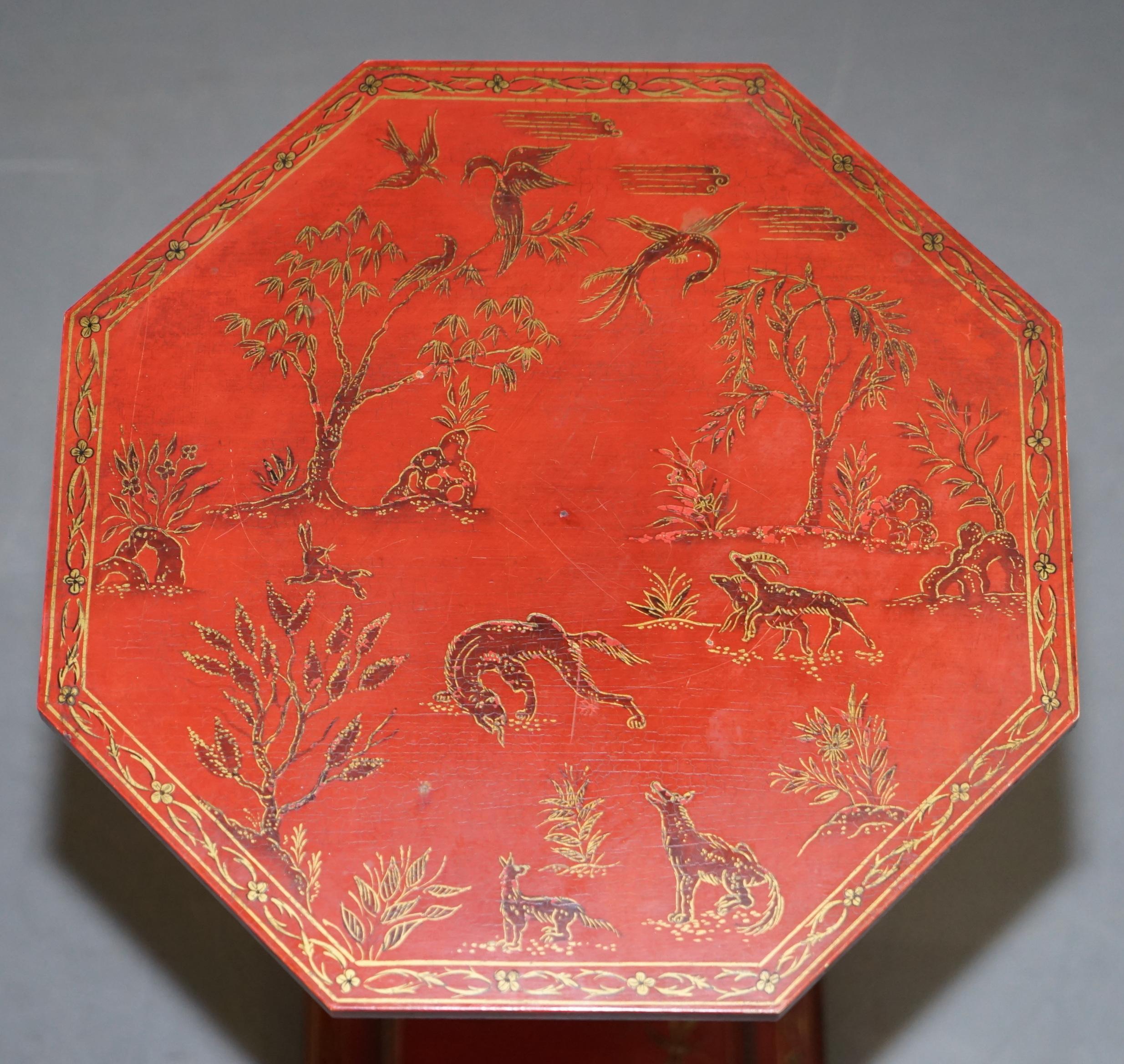 English Pair of circa 1940s Red Lacquered Chinese Chinoiserie Side Lamp End Wine Tables
