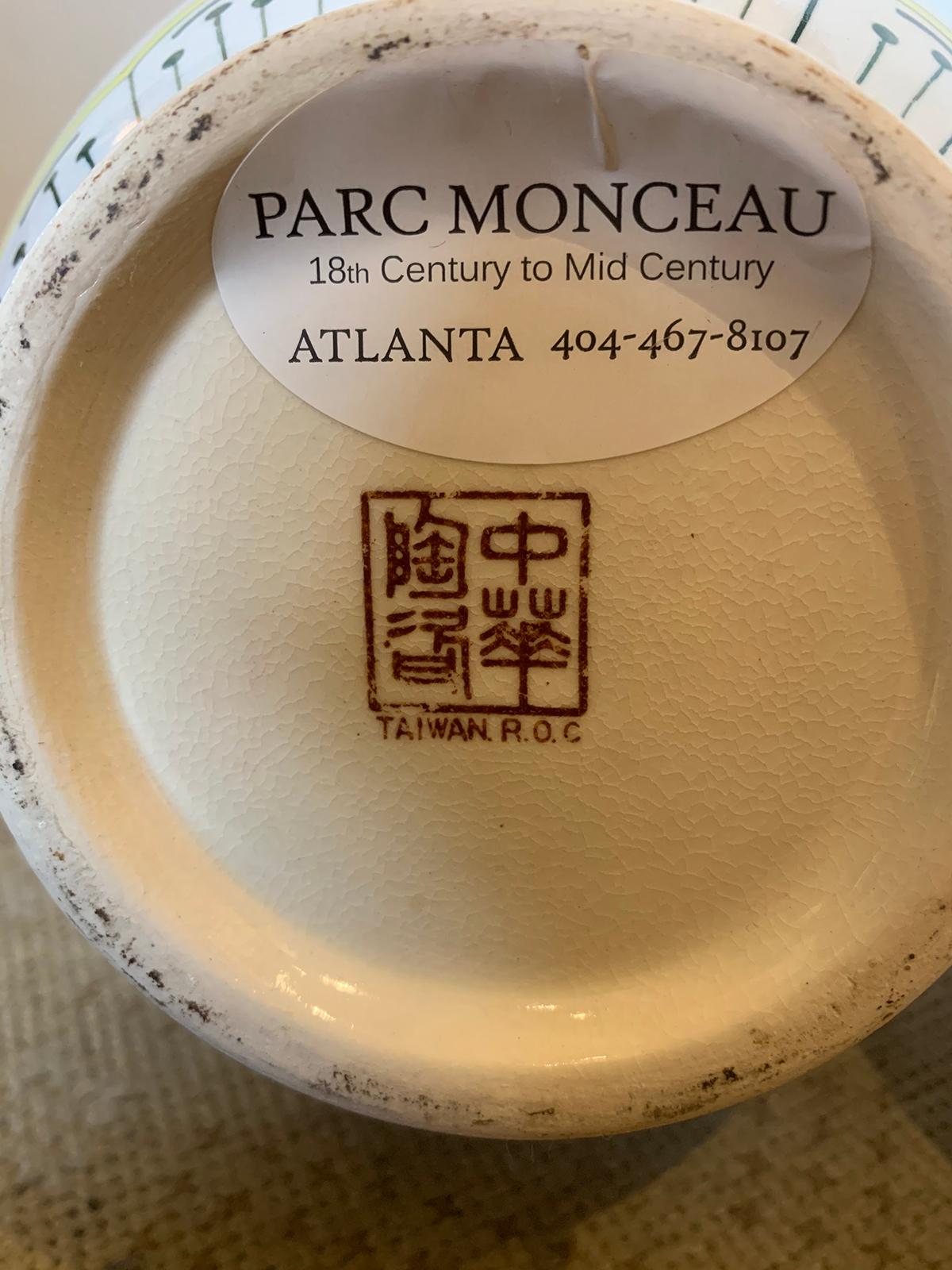 taiwan roc vase