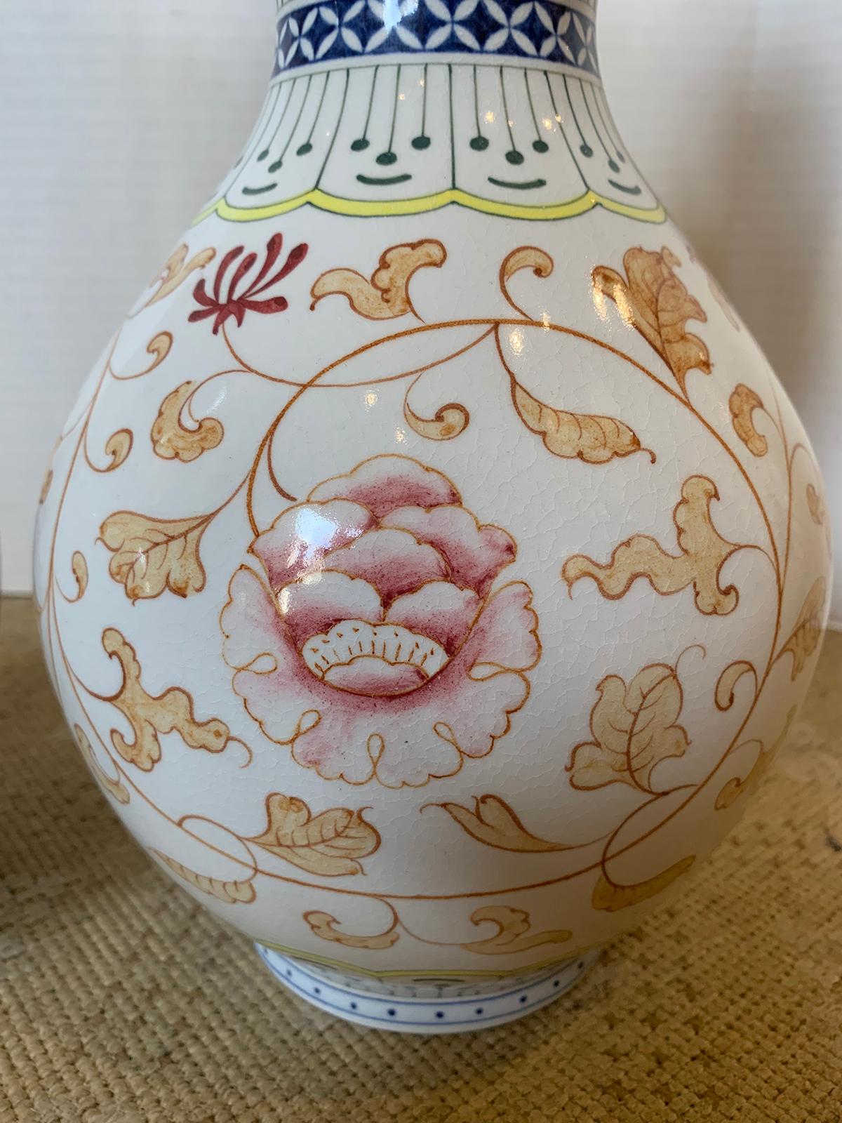 Pair of circa 1975 Chinese Hand Painted Double Gourd Vases Made in Taiwan R.O.C. 2