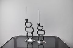 Coppia di candelabri a cerchio di Matthew Hilton, Inghilterra, 1980