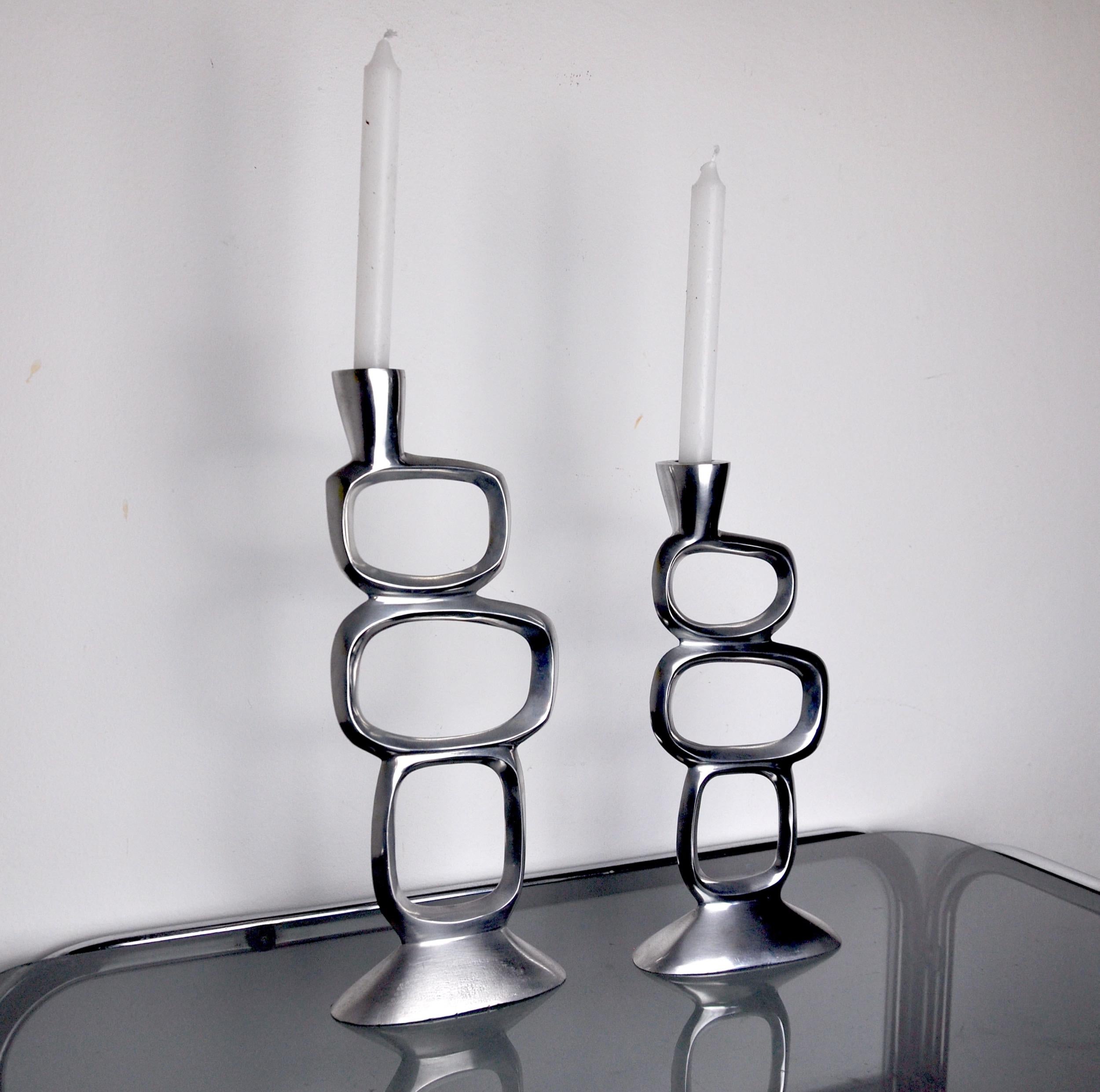 Hollywood Regency Pair of Circle Candlesticks by Matthew Hilton, England, circa 1980 For Sale
