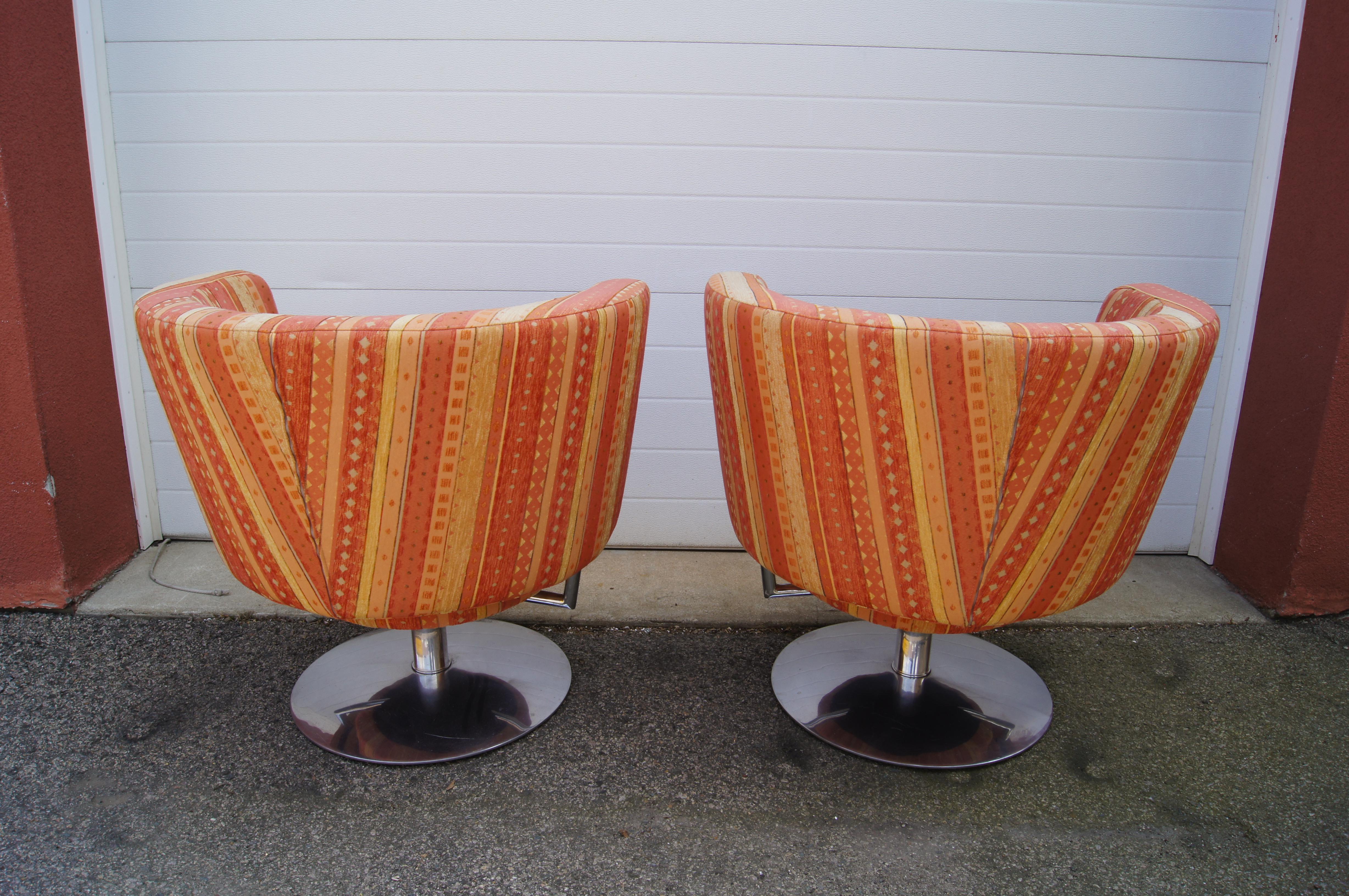 Pair of Circo Swivel Chairs by Peter Maly for COR In Good Condition For Sale In Dorchester, MA