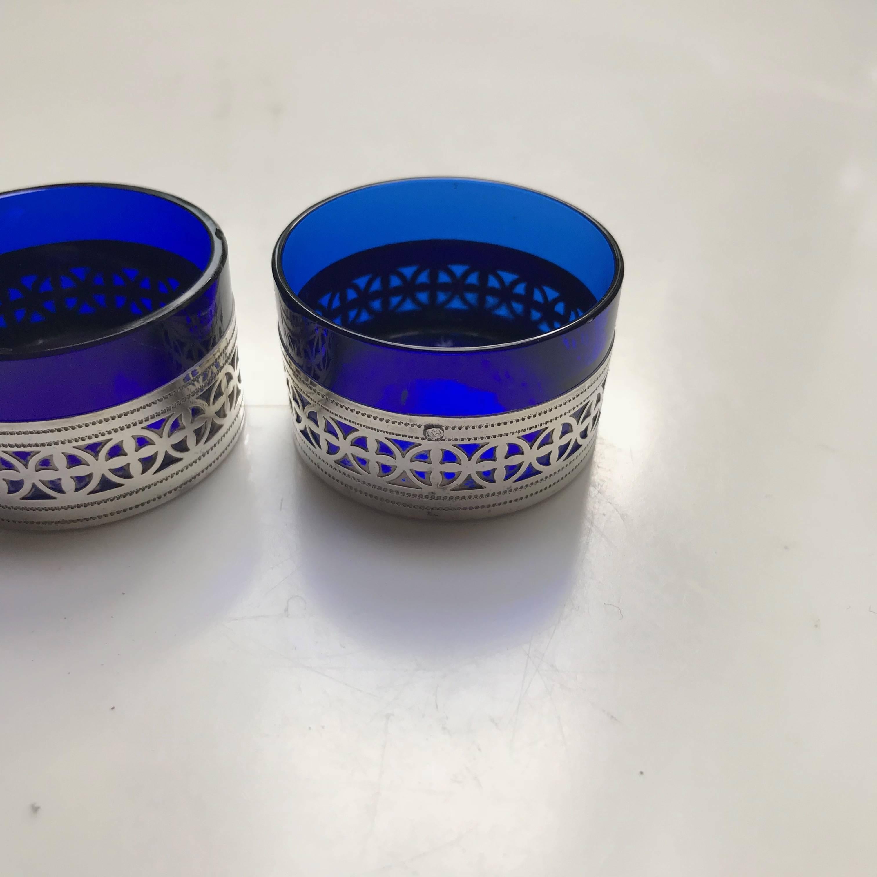 19th Century Pair of Circular Filigree Silver Salts with Blue Liners For Sale