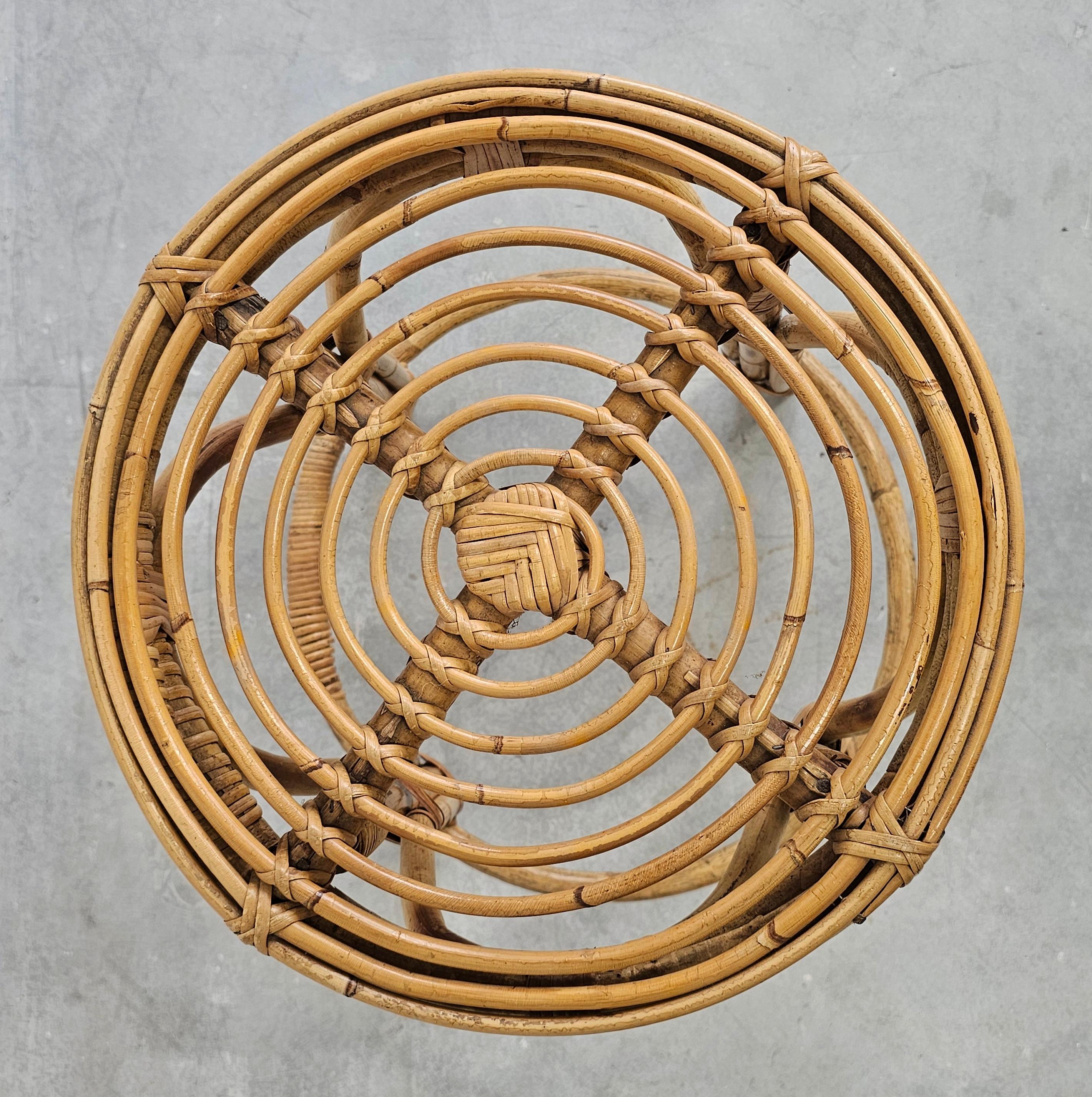 Mid-20th Century Pair of Circular Mid Century Modern Bamboo Bar Stools, Italy 1960s For Sale