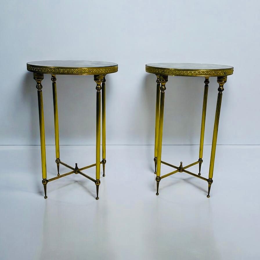 Mid-20th Century Pair of circular Side Table brass and oxyde mirror For Sale