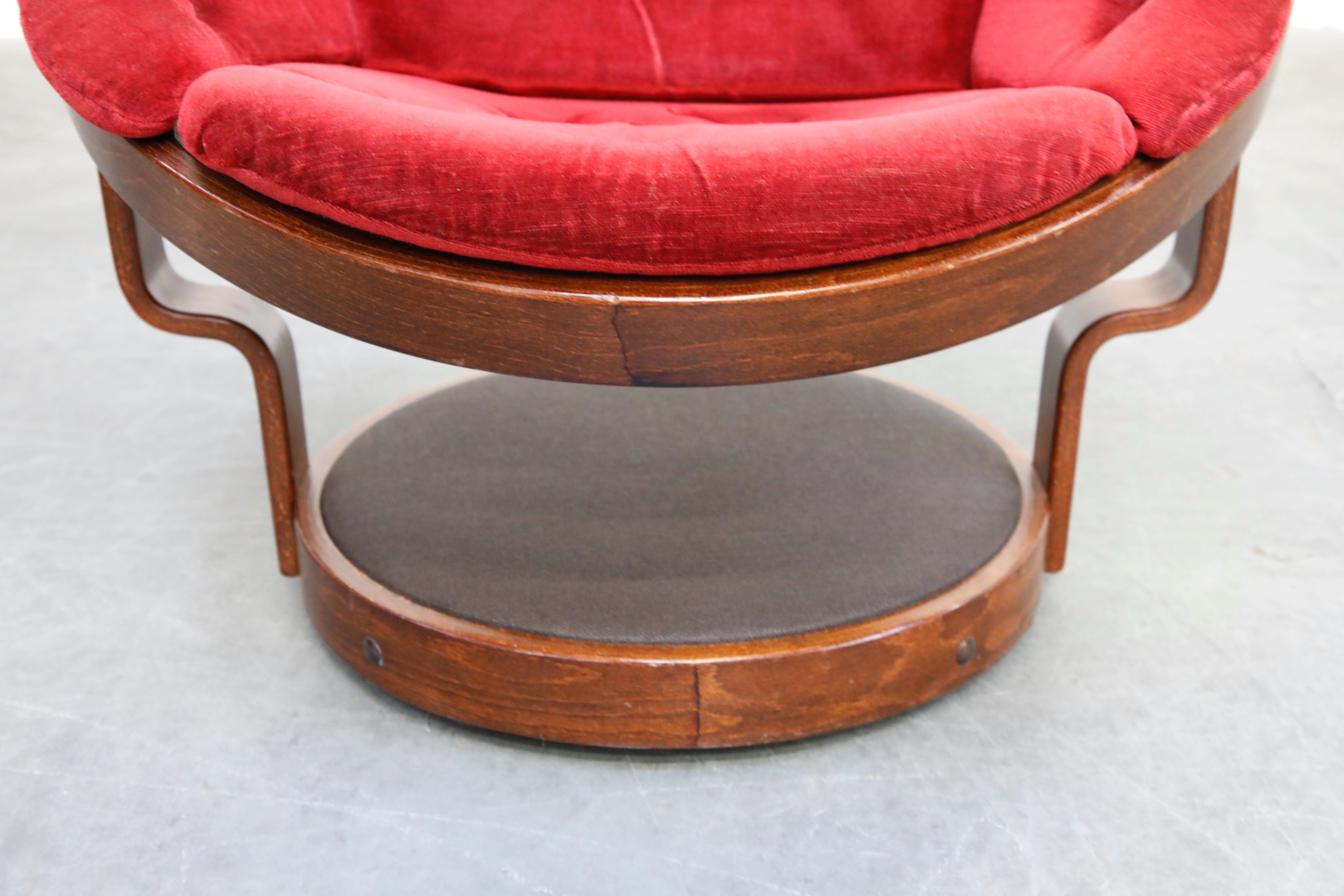 Pair of Circular Swivel Lounge Chairs by Oddmund Vad, 1970s, Signed 6