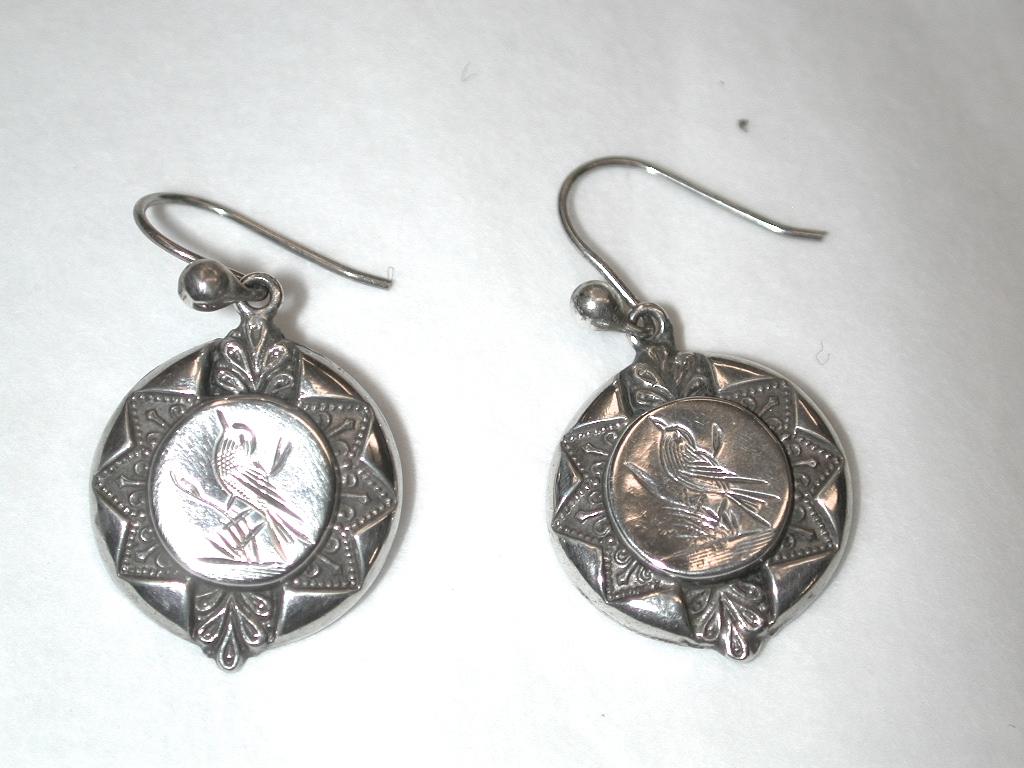 Pair of Circular Victorian Silver Earrings, Dated 1880 In Good Condition In London, GB