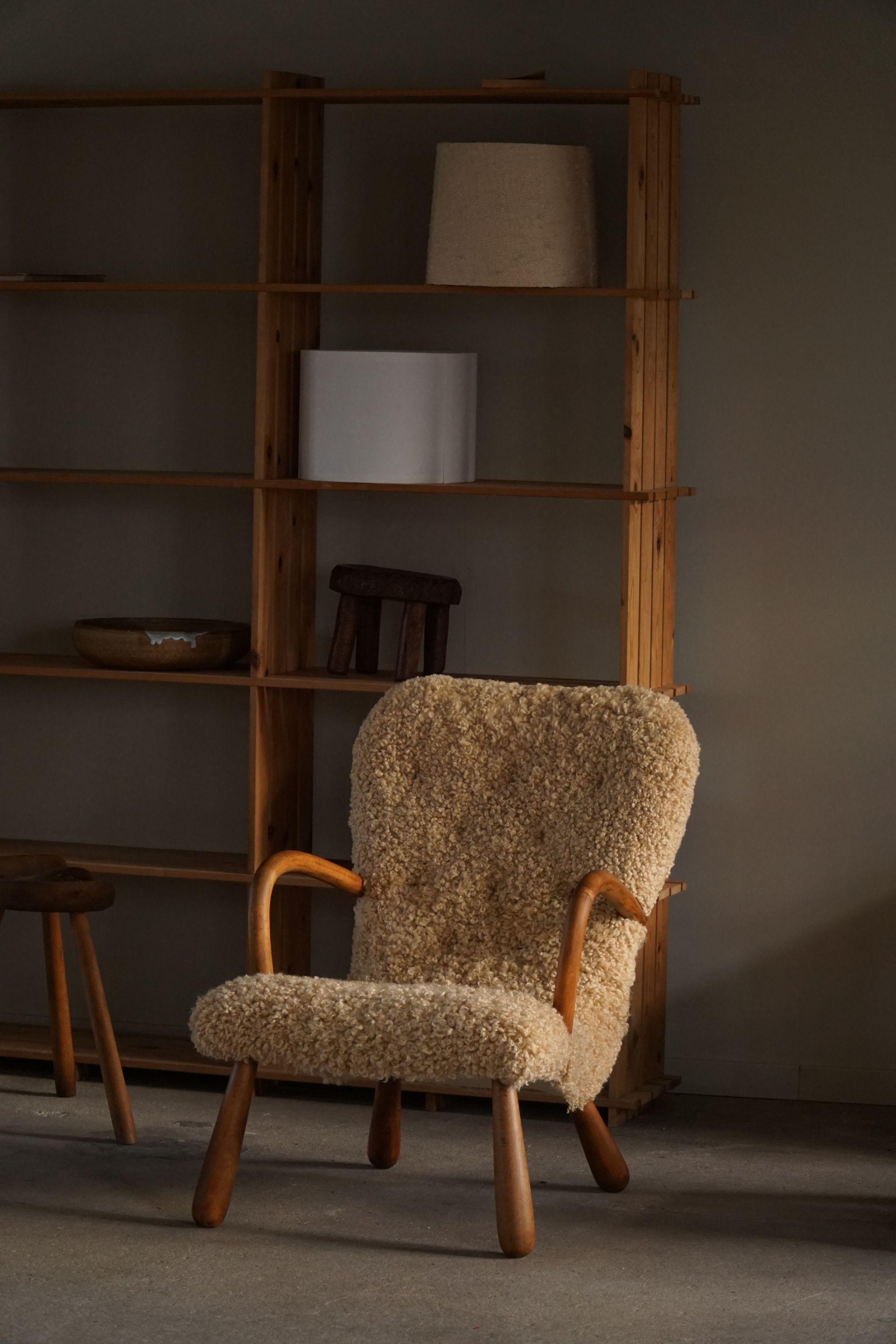 Paar Clam Lounge Chairs aus Lammwolle, Skive Møbelfabrik, Dänemark, 1950er Jahre (20. Jahrhundert) im Angebot