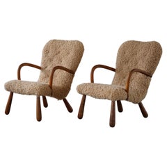 Pair of Clam Lounge Chairs in Lambswool, Skive Møbelfabrik, Denmark, 1950s