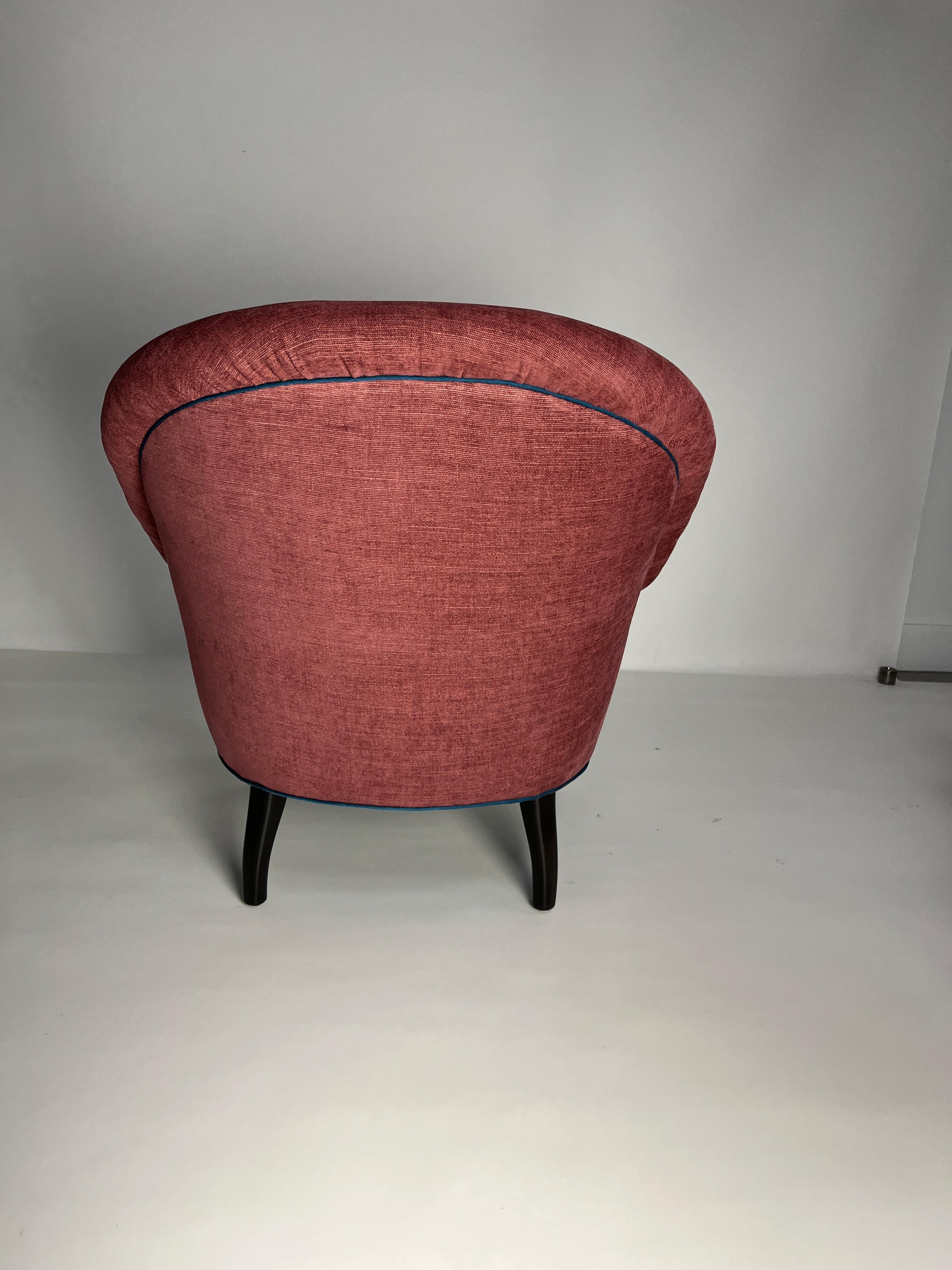 Linen Pair of Clarence Chairs by Bourgeois Boheme Atelier For Sale