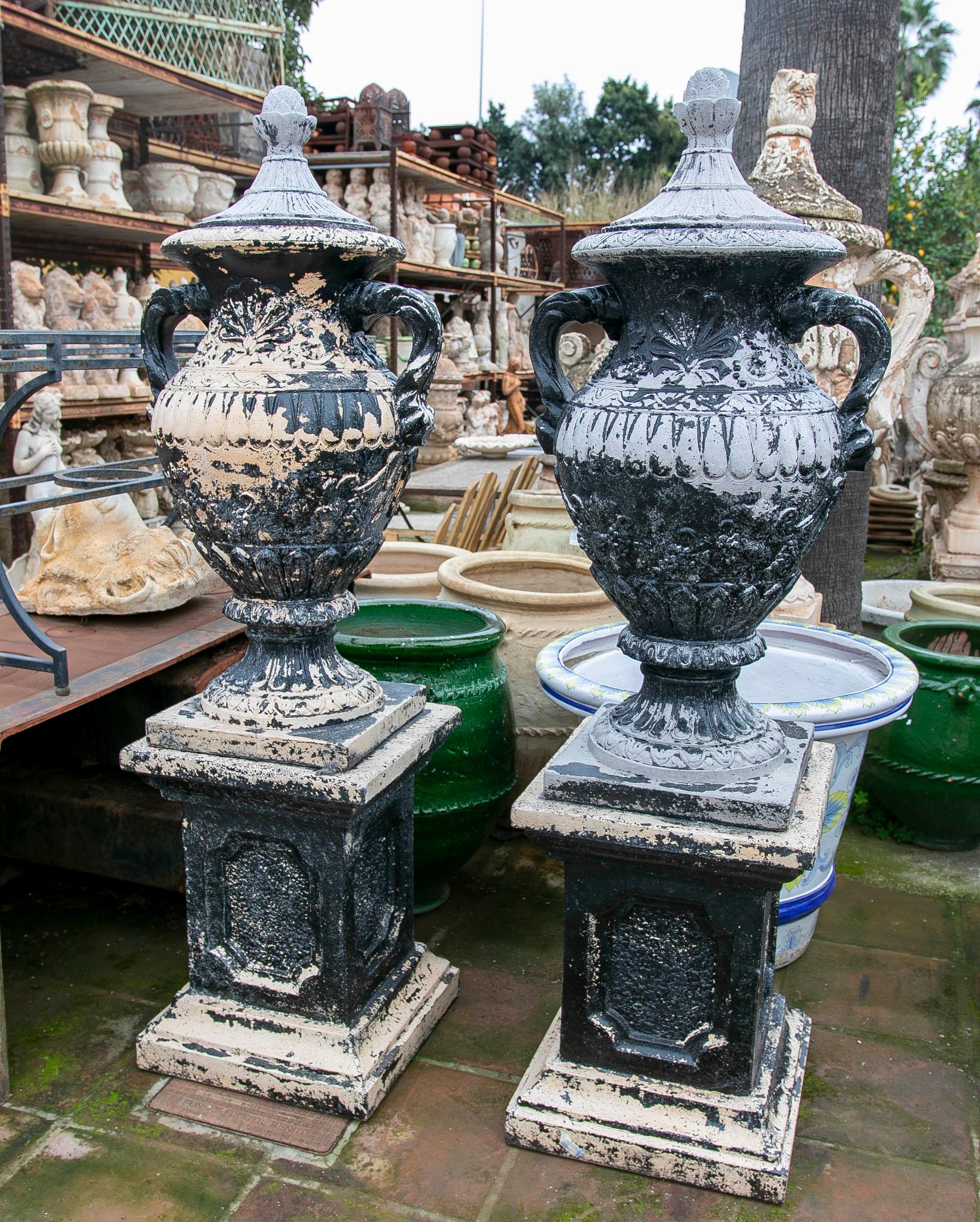 European Pair of Classic Cement Cups with Rectangular Base  For Sale