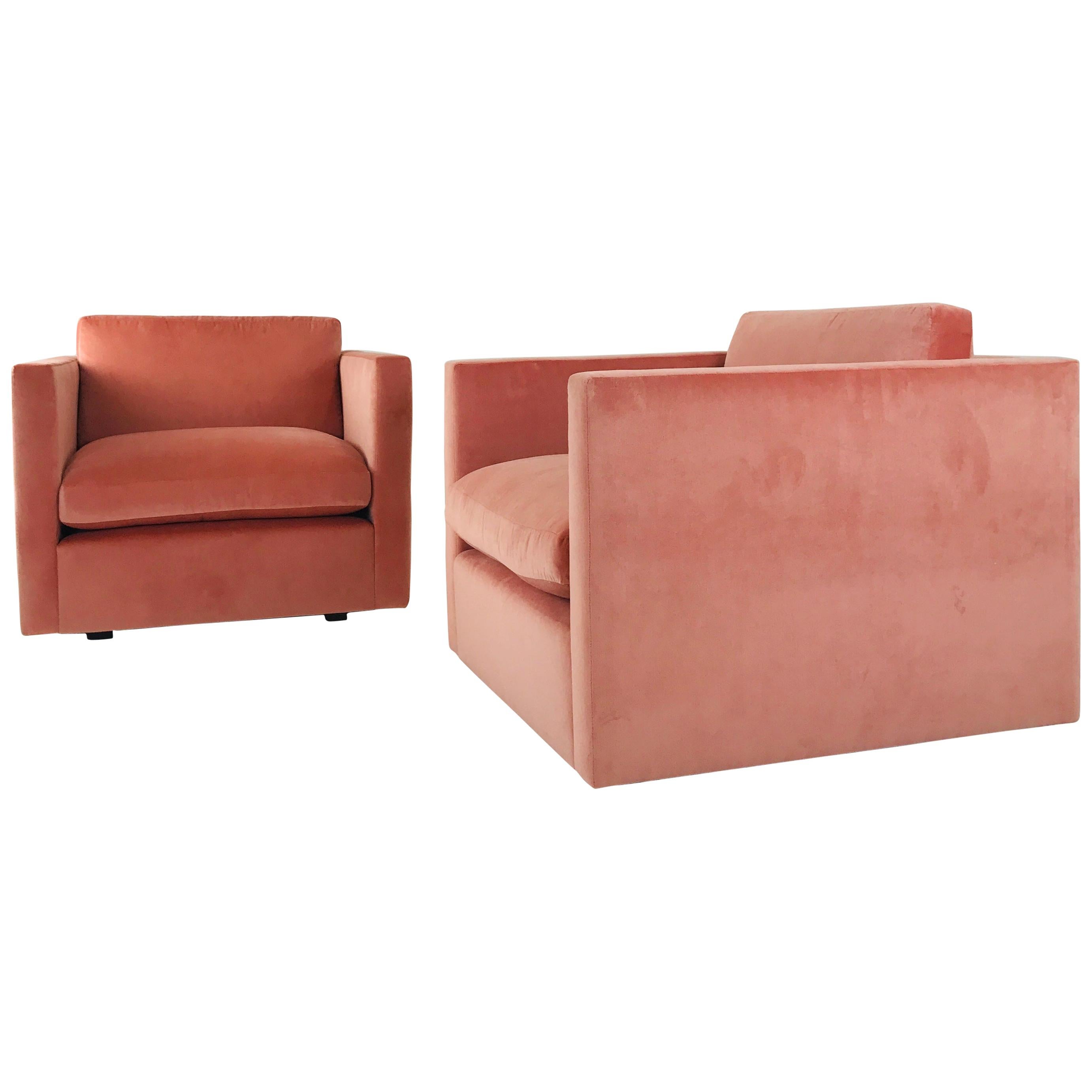 Pair of Classic Cube Chairs in the Style of Milo Baughman