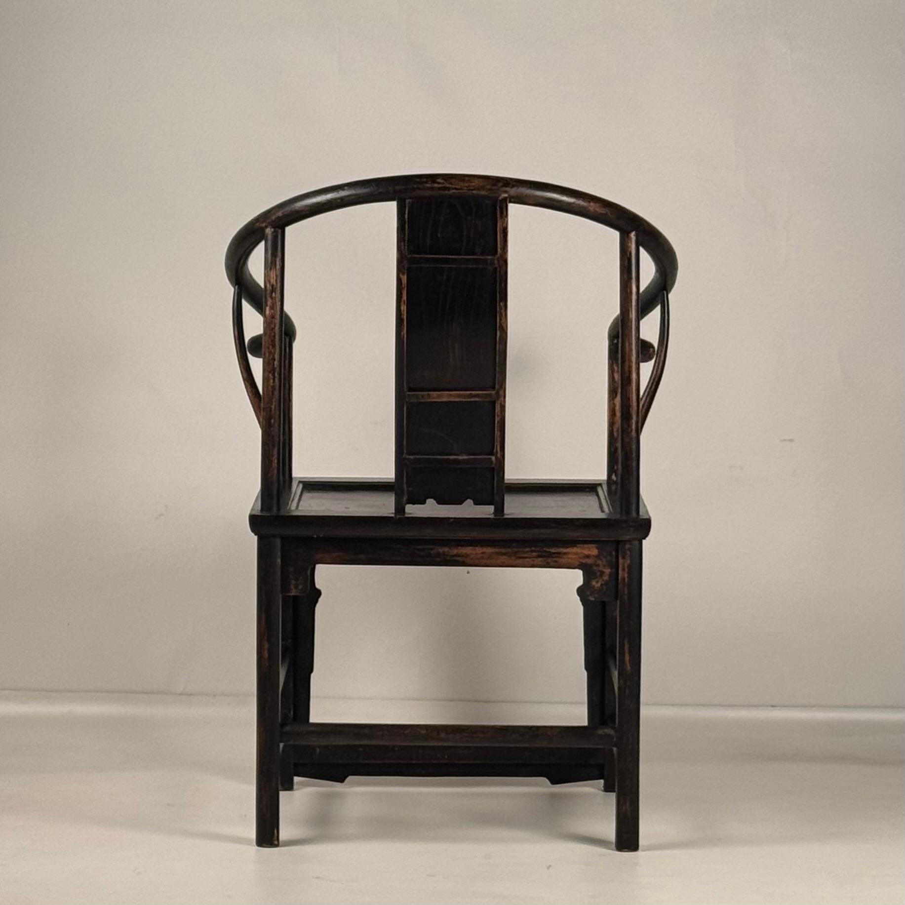 Chinois Paire de chaises d'appoint chinoises classiques en fer à cheval du début du 20e siècle en vente