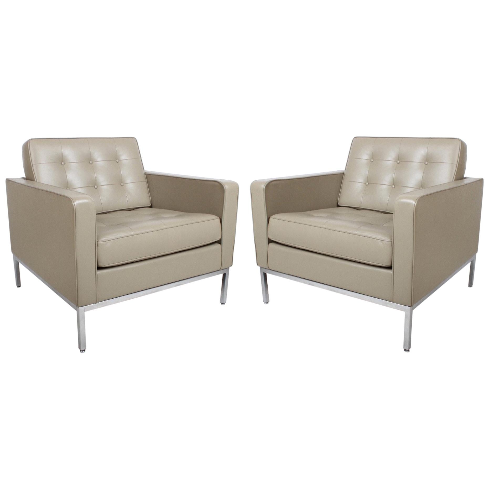 Pair of Classic Florence Knoll for Knoll Studio Tufted Tan Leather Lounge Chairs