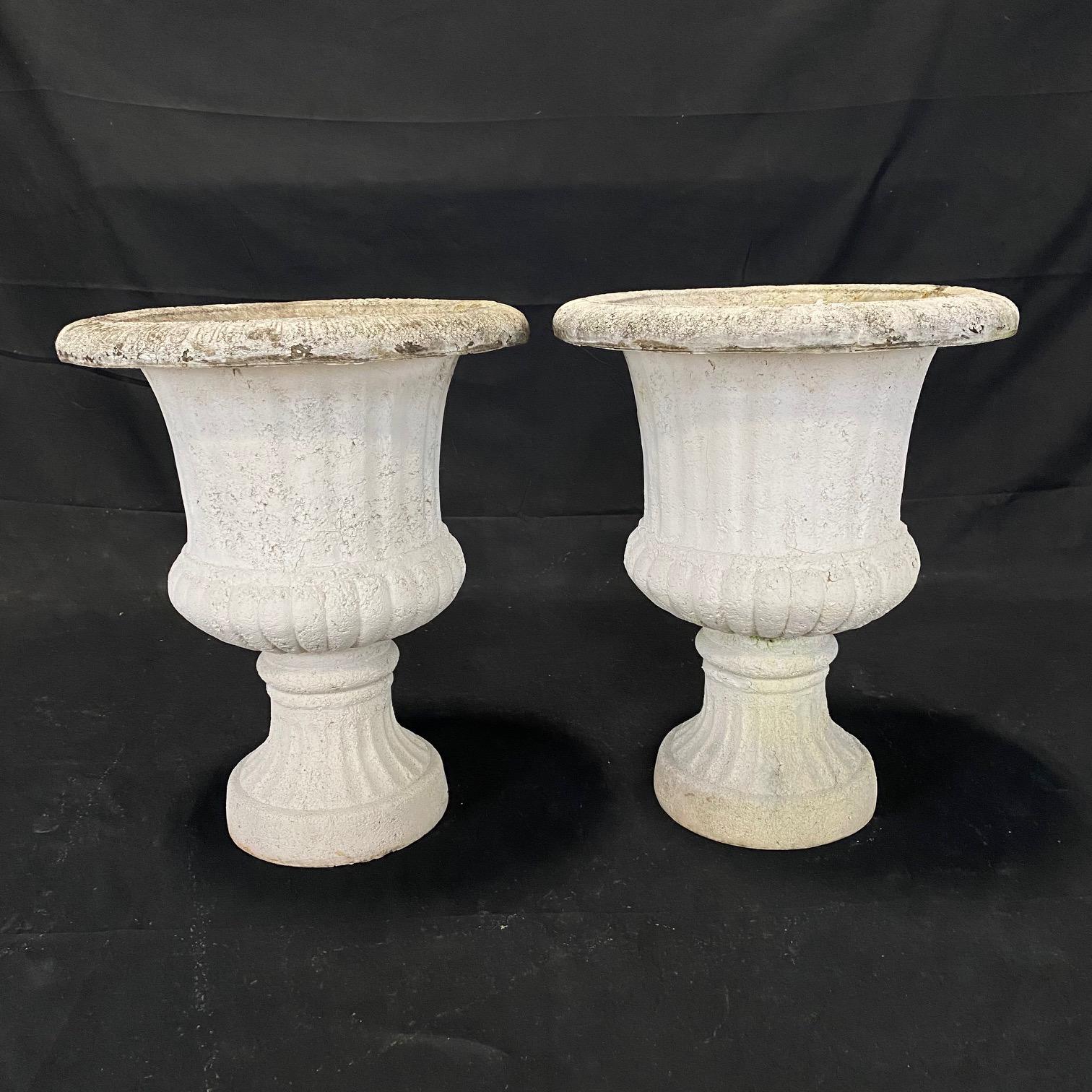 Pair of Classic French Style, Early 20th Century, Neoclassical Garden Urns For Sale 5