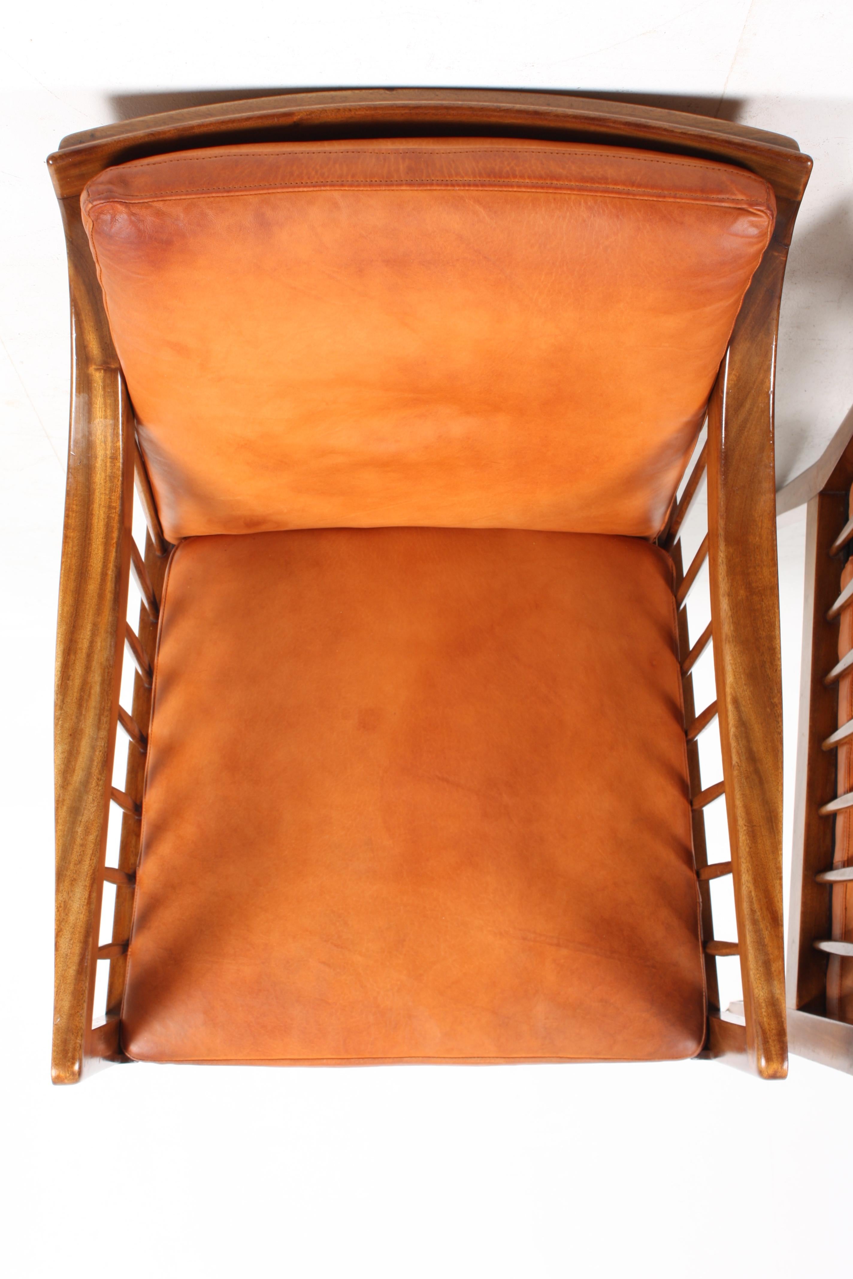 Pair of Classic Midcentury Danish Lounge Chairs, 1940s 5