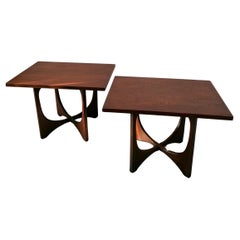 Retro Pair of classic midcentury Broyhill Brasilia walnut side / end tables, USA 1960s