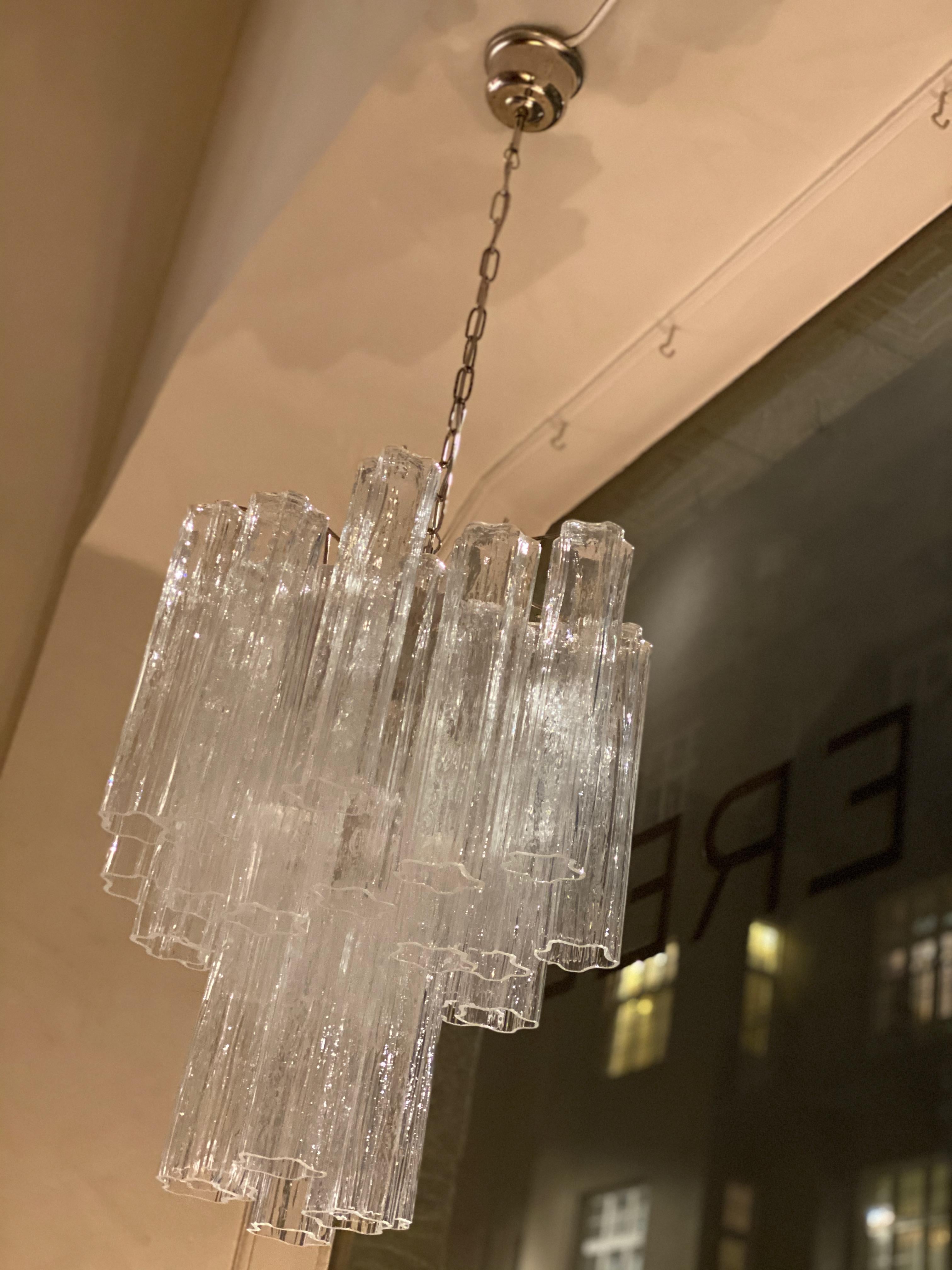 Coppia di lampadari classici di Murano in stile Venini, di dimensioni medio-piccole. in vendita 10