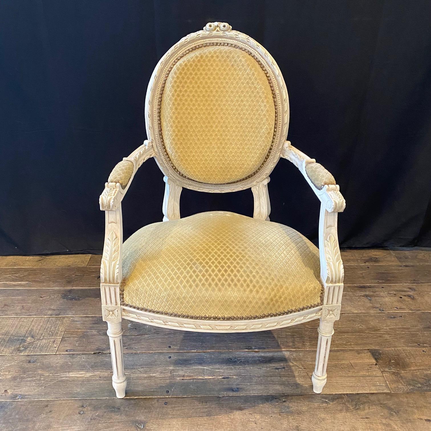 Pair of Classic Painted French Carved Louis XVI Arm Chairs or Fauteuils 3